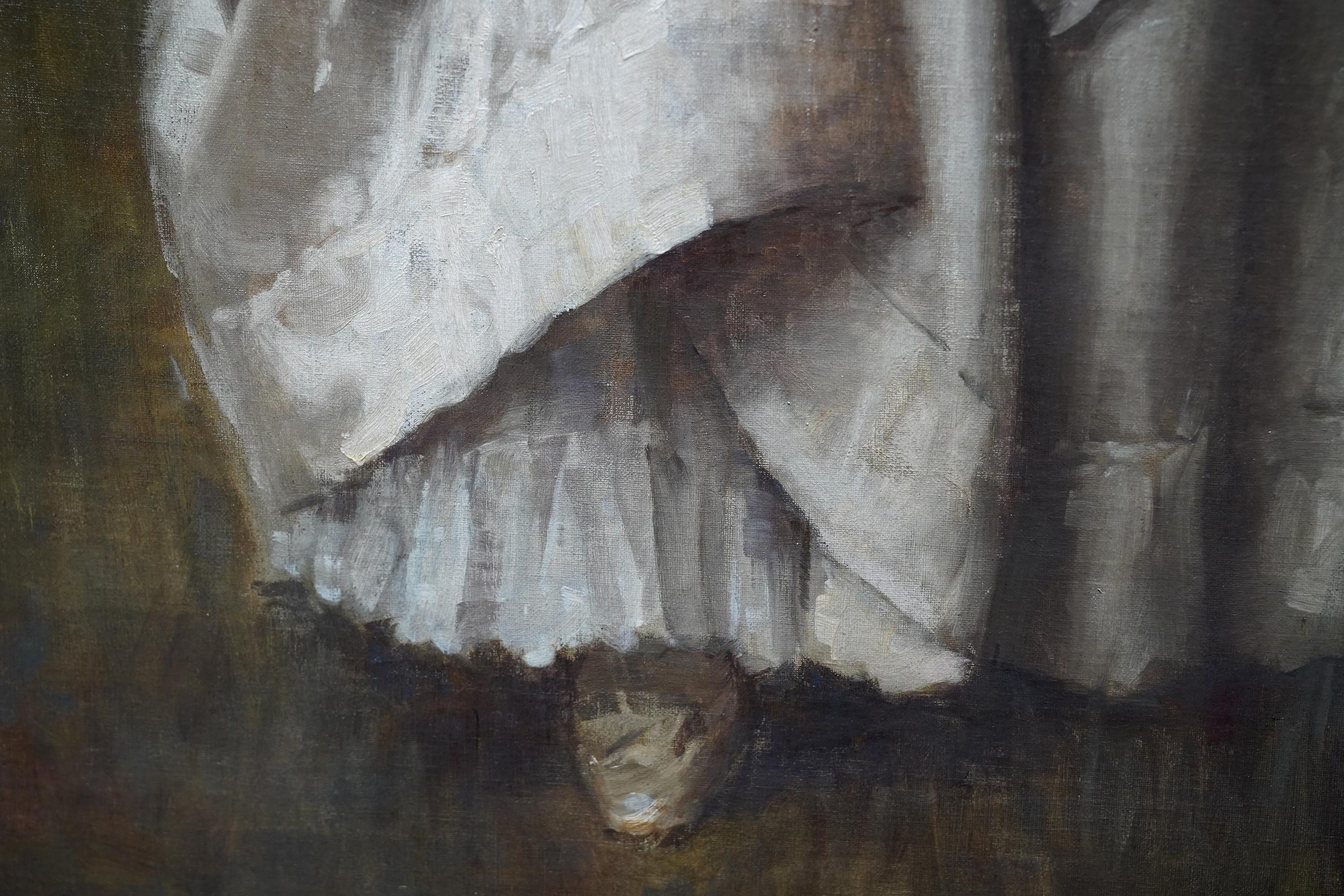 Portrait d'une jeune fille dans une robe blanche - Peinture à l'huile d'art édouardienne britannique en vente 5