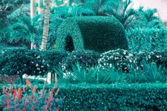 Hedge Fun  - Naples Arch - How the Rich do Street Art