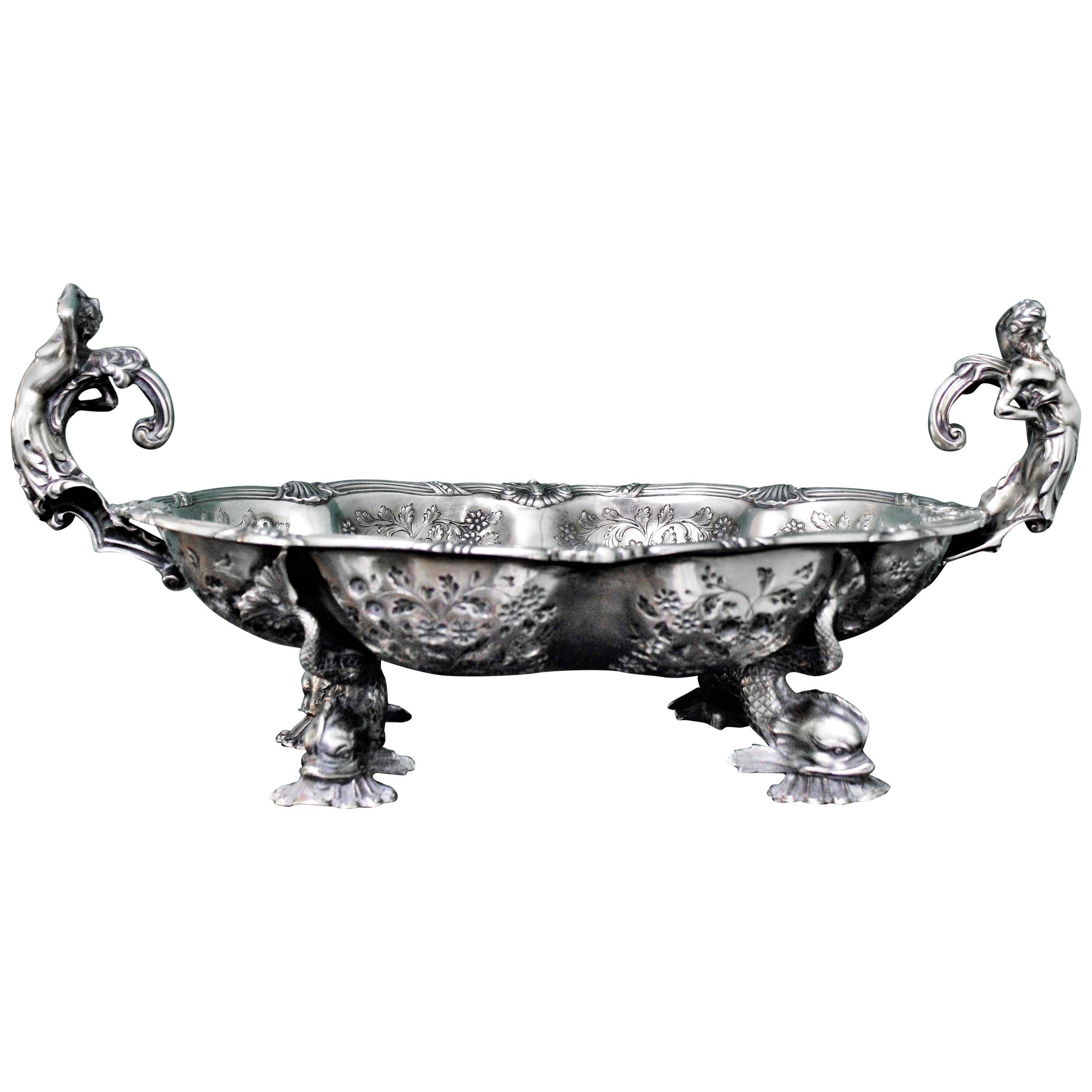 Robert Garrard 19th Century Rococo Sterling Silver Centerpiece Bowl London, 1804 For Sale