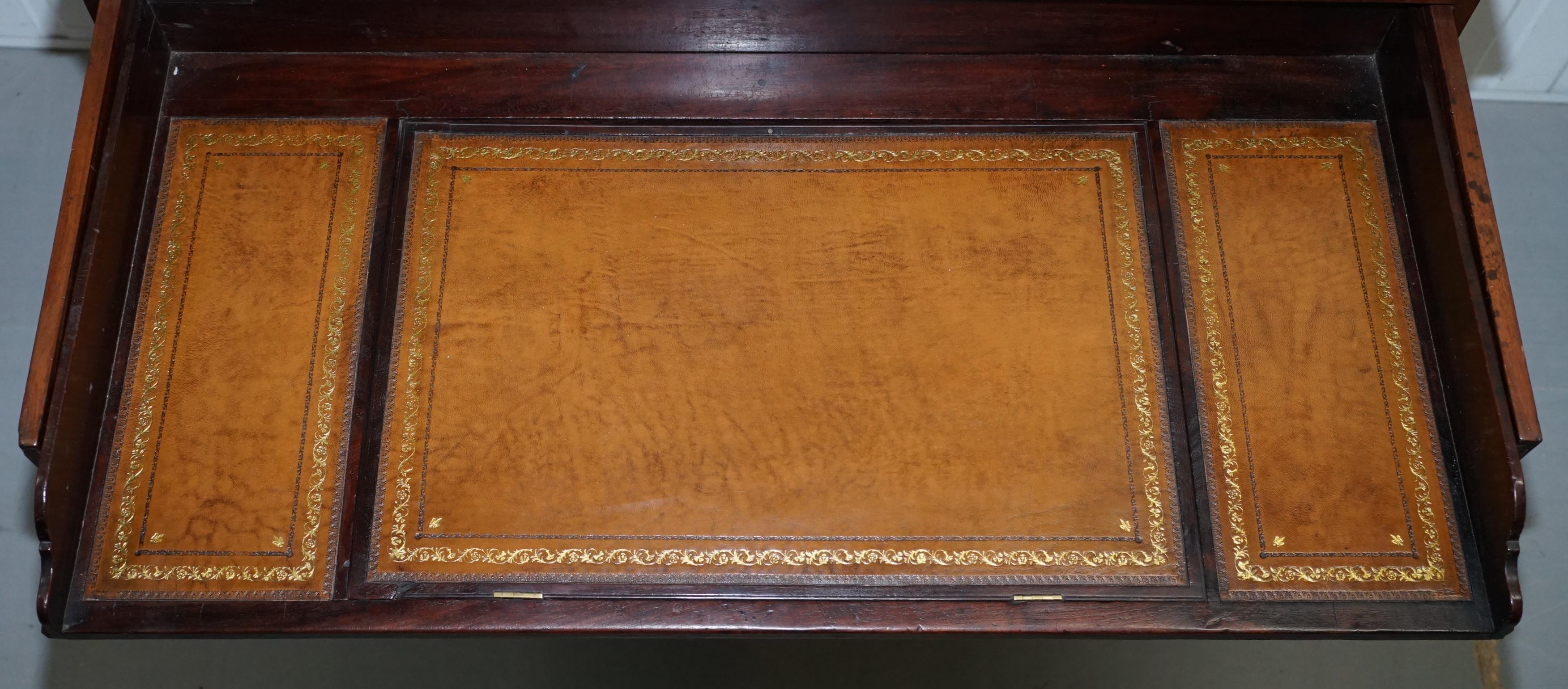 Bibliothèque à écrire en bois dur Robert Gillows II de 1790  Commode à tiroirs peinte en cuir en vente 5