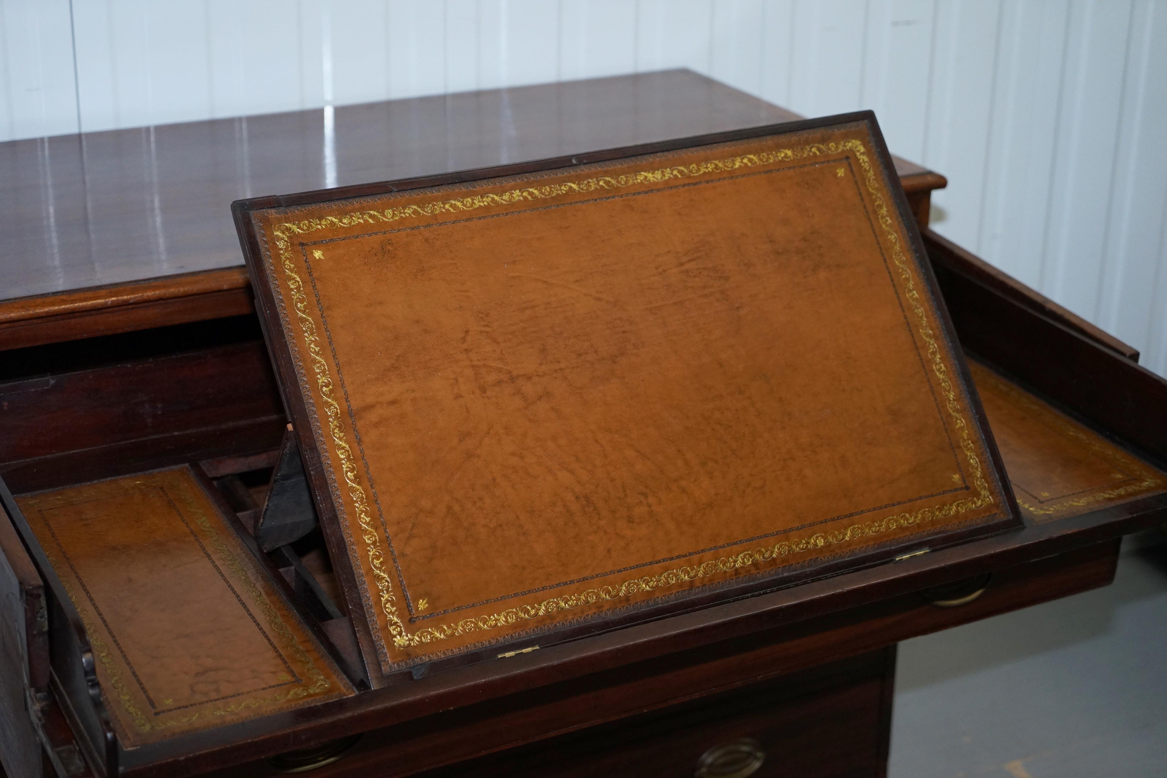 Bibliothèque à écrire en bois dur Robert Gillows II de 1790  Commode à tiroirs peinte en cuir en vente 6