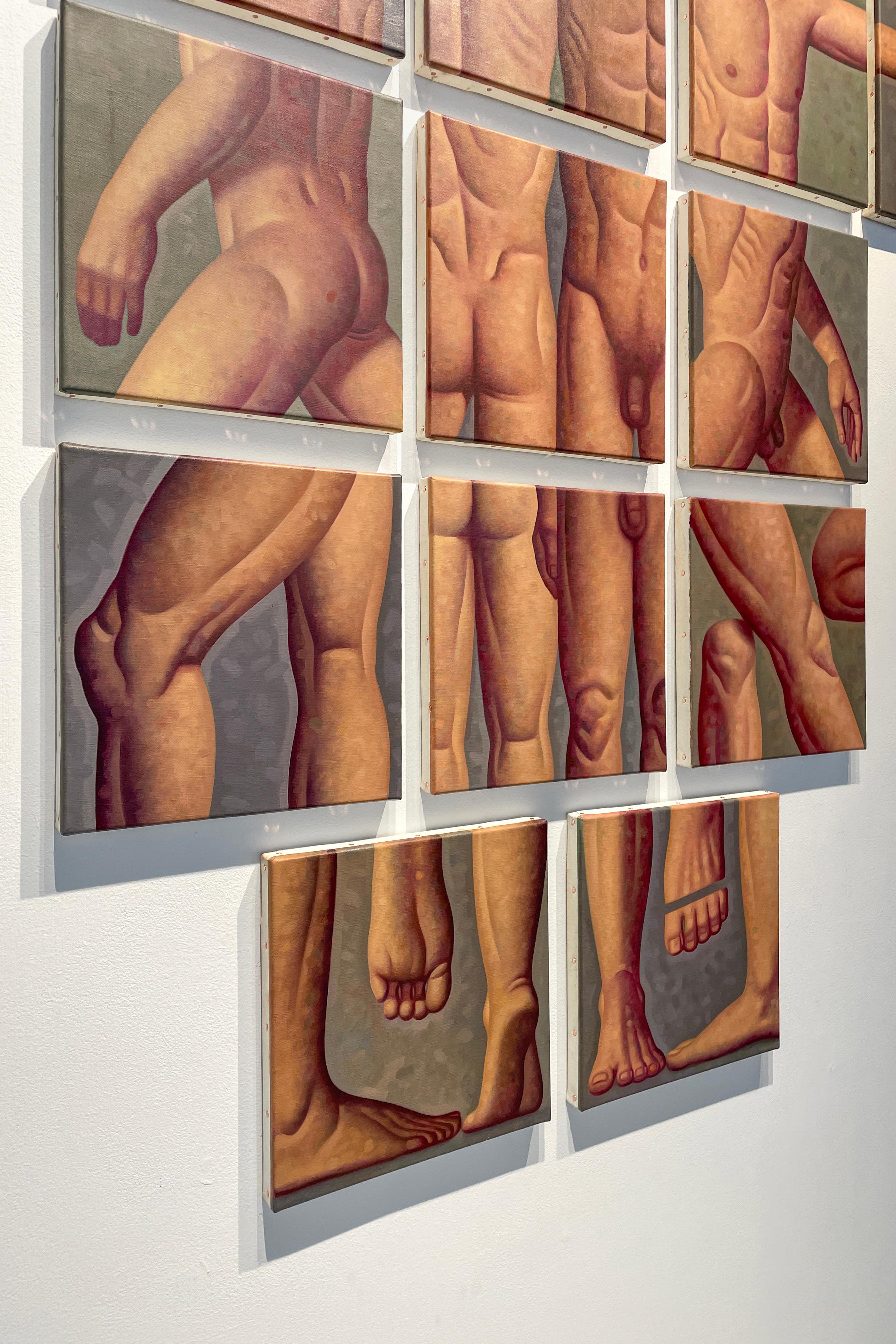 Lezione di anatomia, segmento 13 (Figura quadrata di uomo nudo, dalla vita alle ginocchia) - Painting di Robert Goldstrom