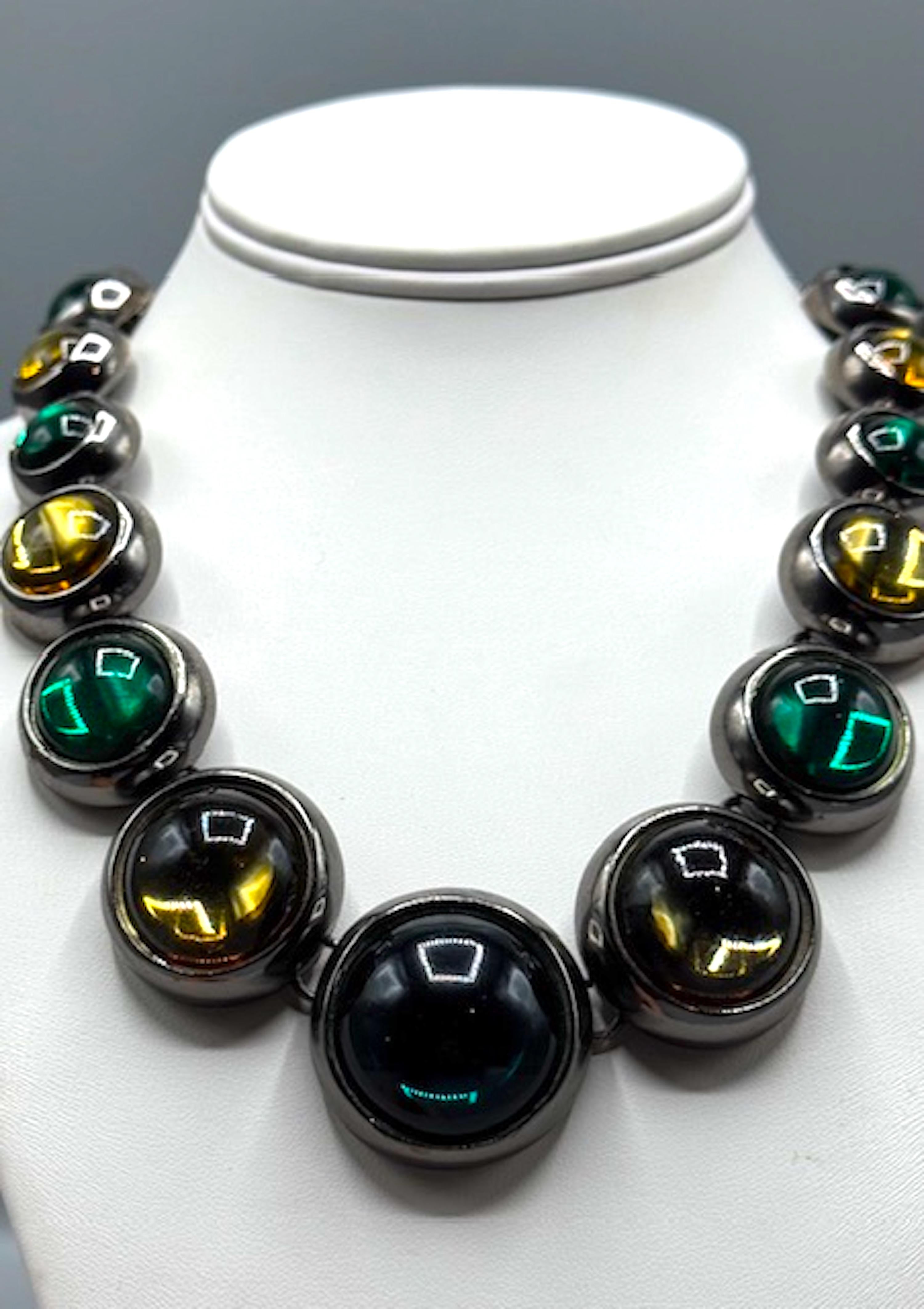 Robert Goossens for Yves Saint Laurent 1980 Collana con smeraldo e citrino cabochon in vendita 3