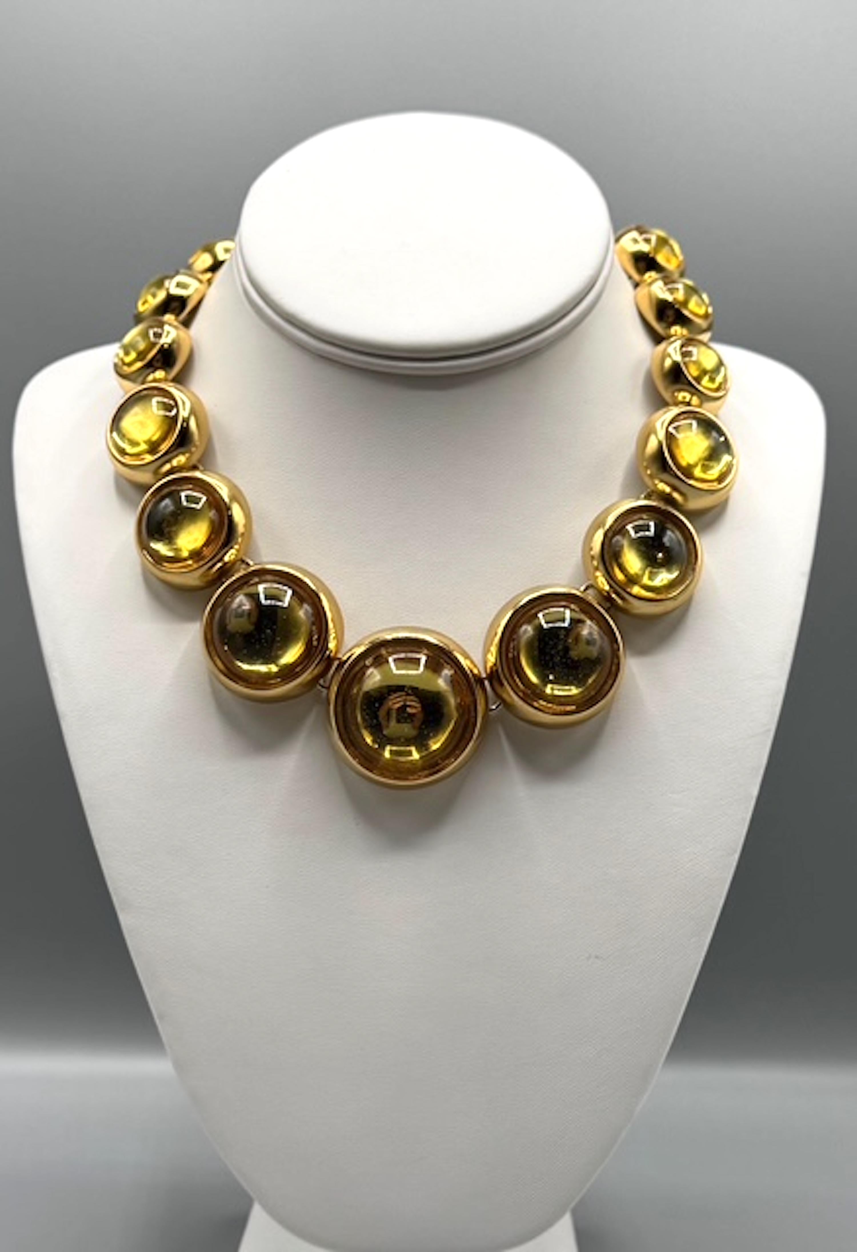 Robert Goossens for Yves Saint Laurent 1980 Collana con cabochon in oro e citrino in vendita 8