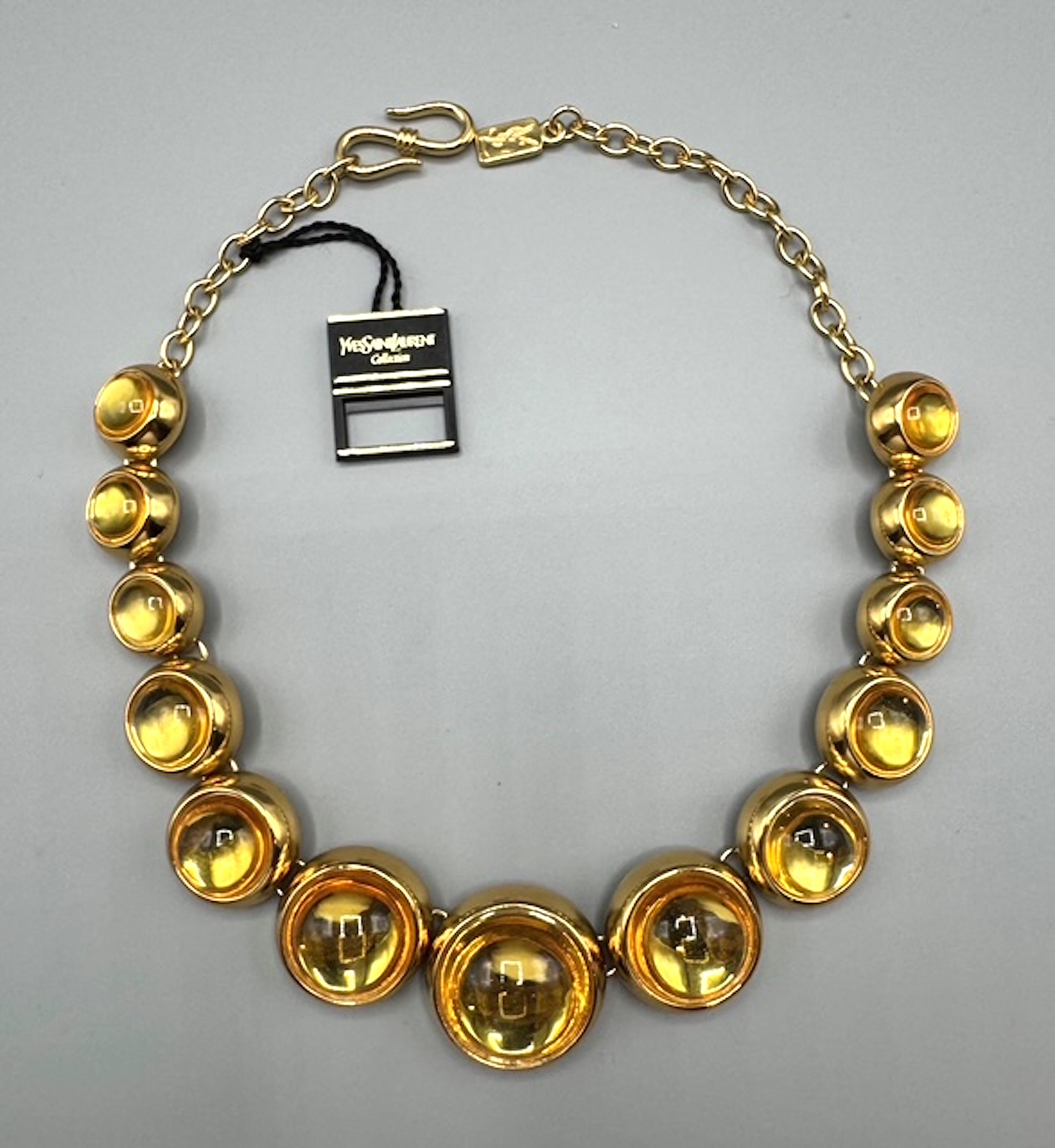 Robert Goossens for Yves Saint Laurent 1980 Collana con cabochon in oro e citrino In condizioni buone in vendita a New York, NY