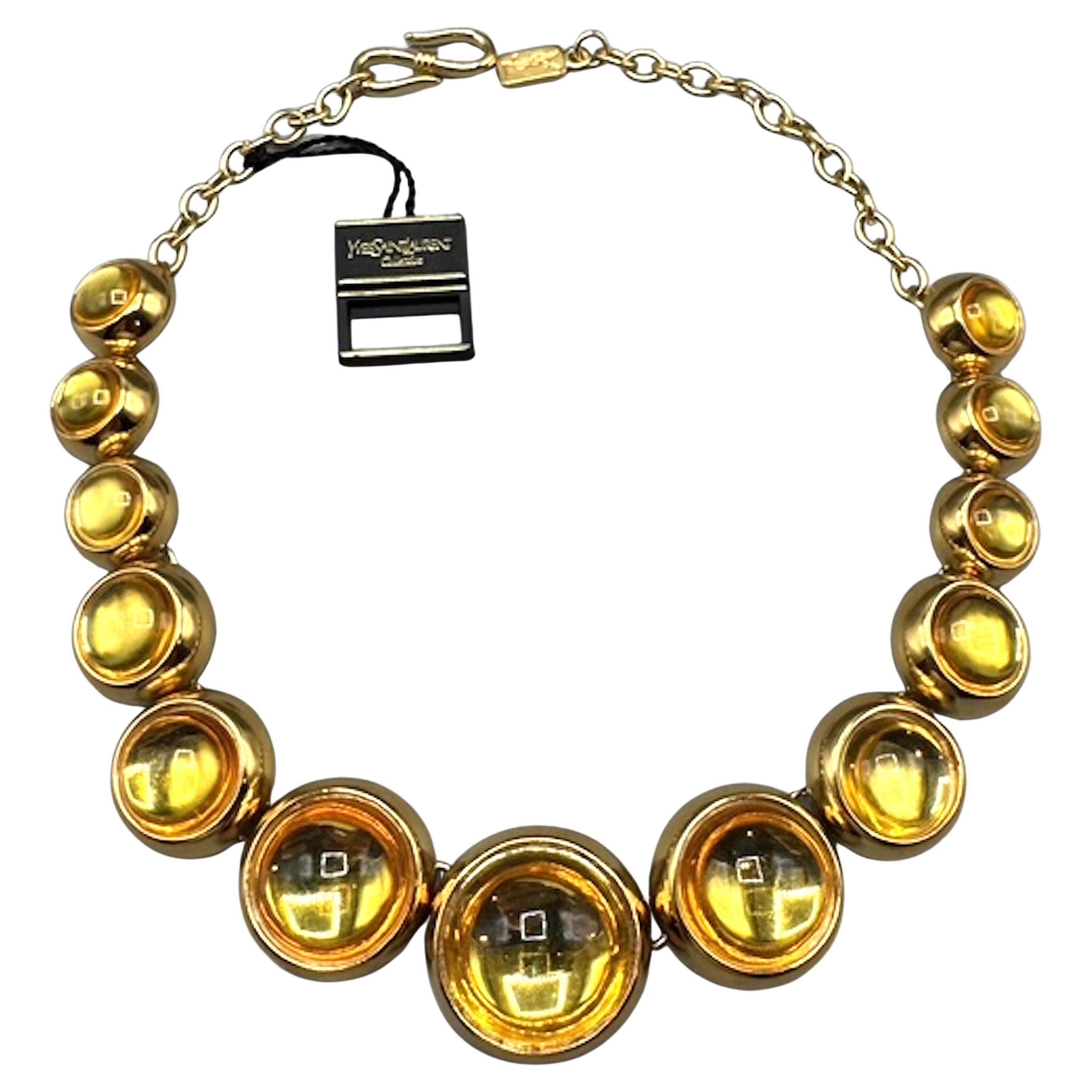 Robert Goossens for Yves Saint Laurent 1980 Collana con cabochon in oro e citrino in vendita