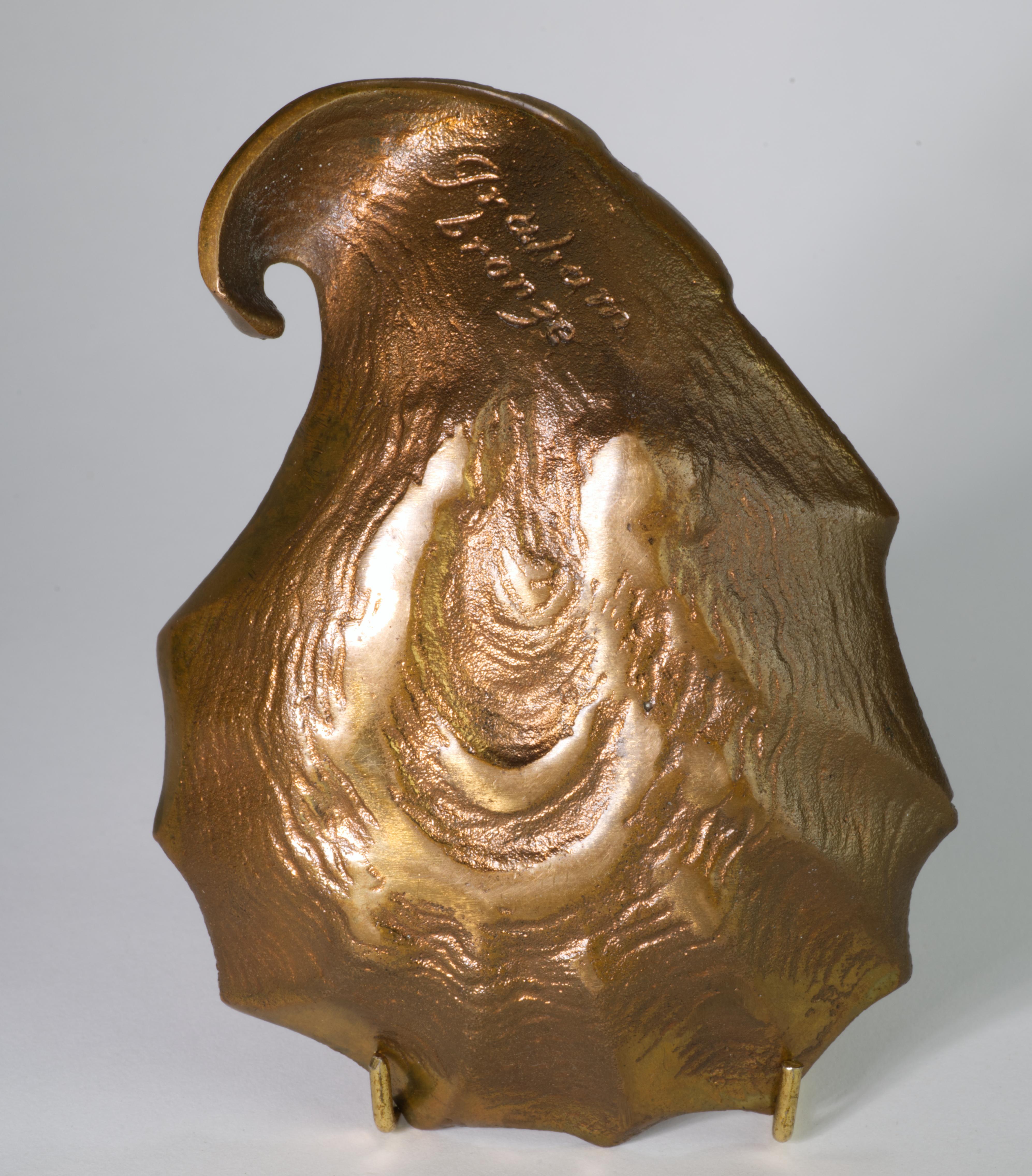 Ciotola in bronzo di Robert Graham, firmata in vendita 2