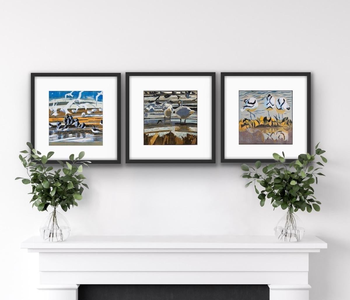 Später September, Preening Avocets and Departure Triptychon (Zeitgenössisch), Painting, von Robert Greenhalf