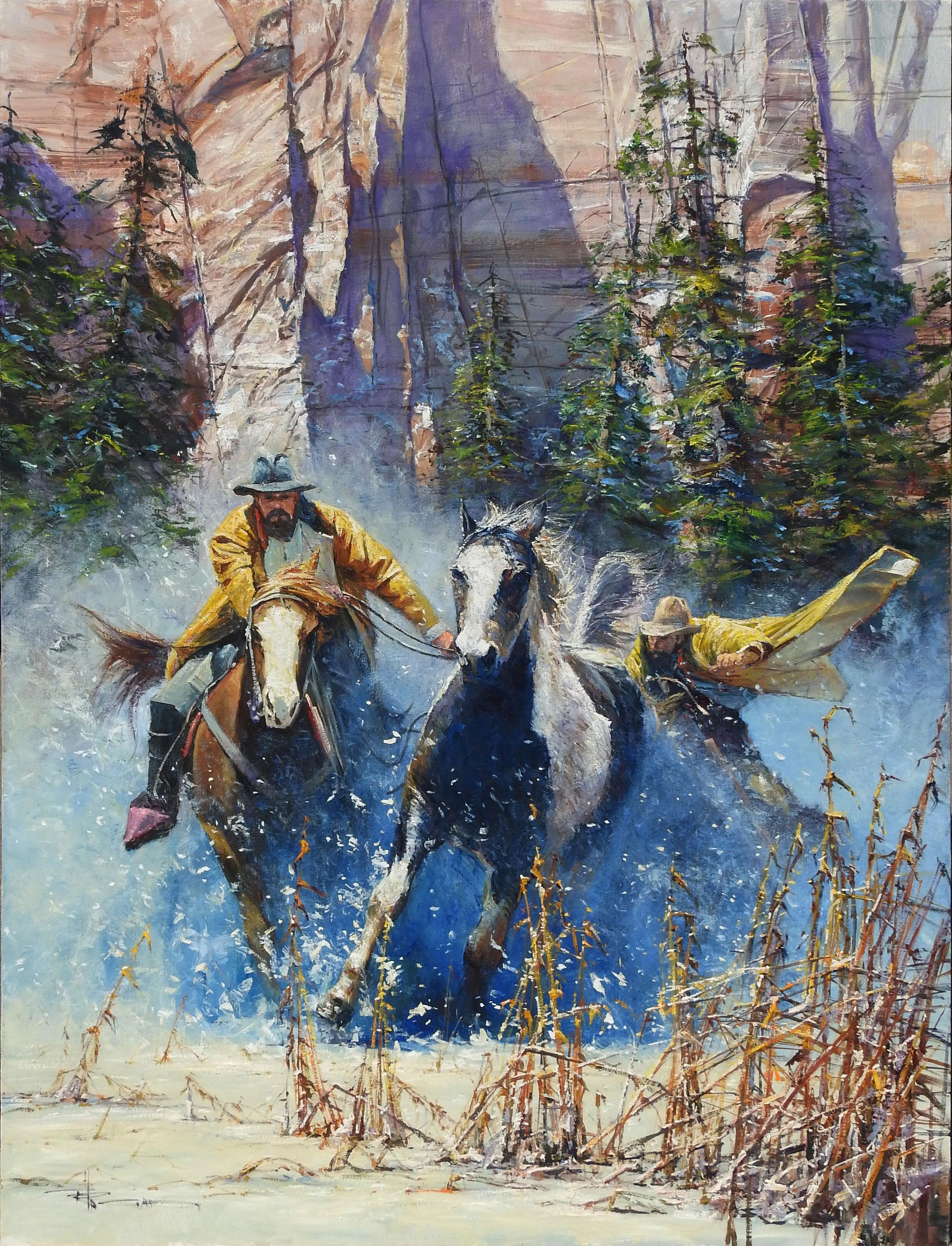 "The Runaway" von Robert Hagan ist ein Original Öl auf Leinwand und misst 68x48.  
Dieses fesselnde Stück zeigt zwei Cowboys auf Pferden in gelben Slickern, die durch die Canyons galoppieren und Schnee aufwirbeln, um einen schwarz-weißen Mustang zu