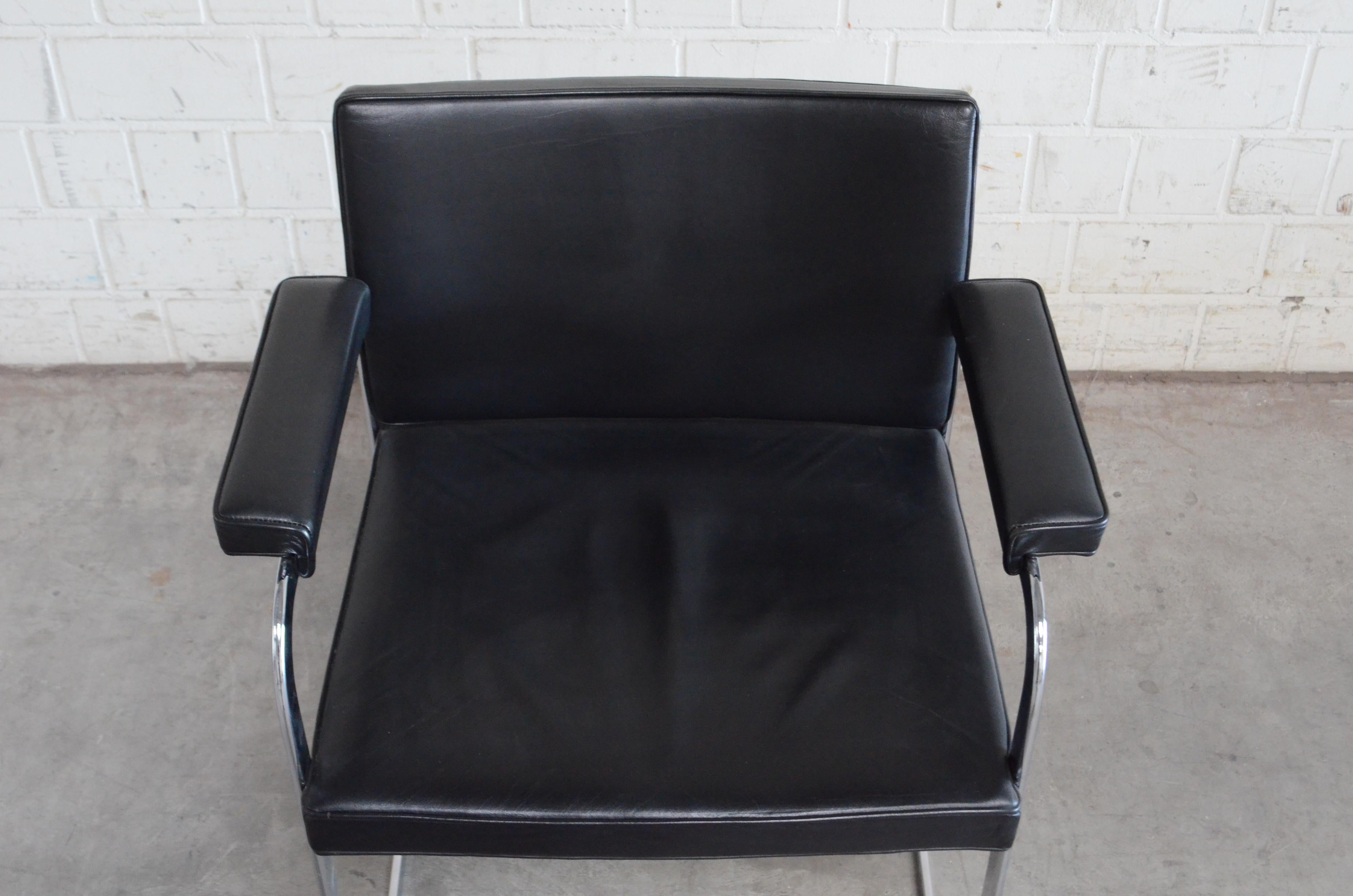 Cuir Robert Haussmann De Sede chaise RH 305 noire en vente
