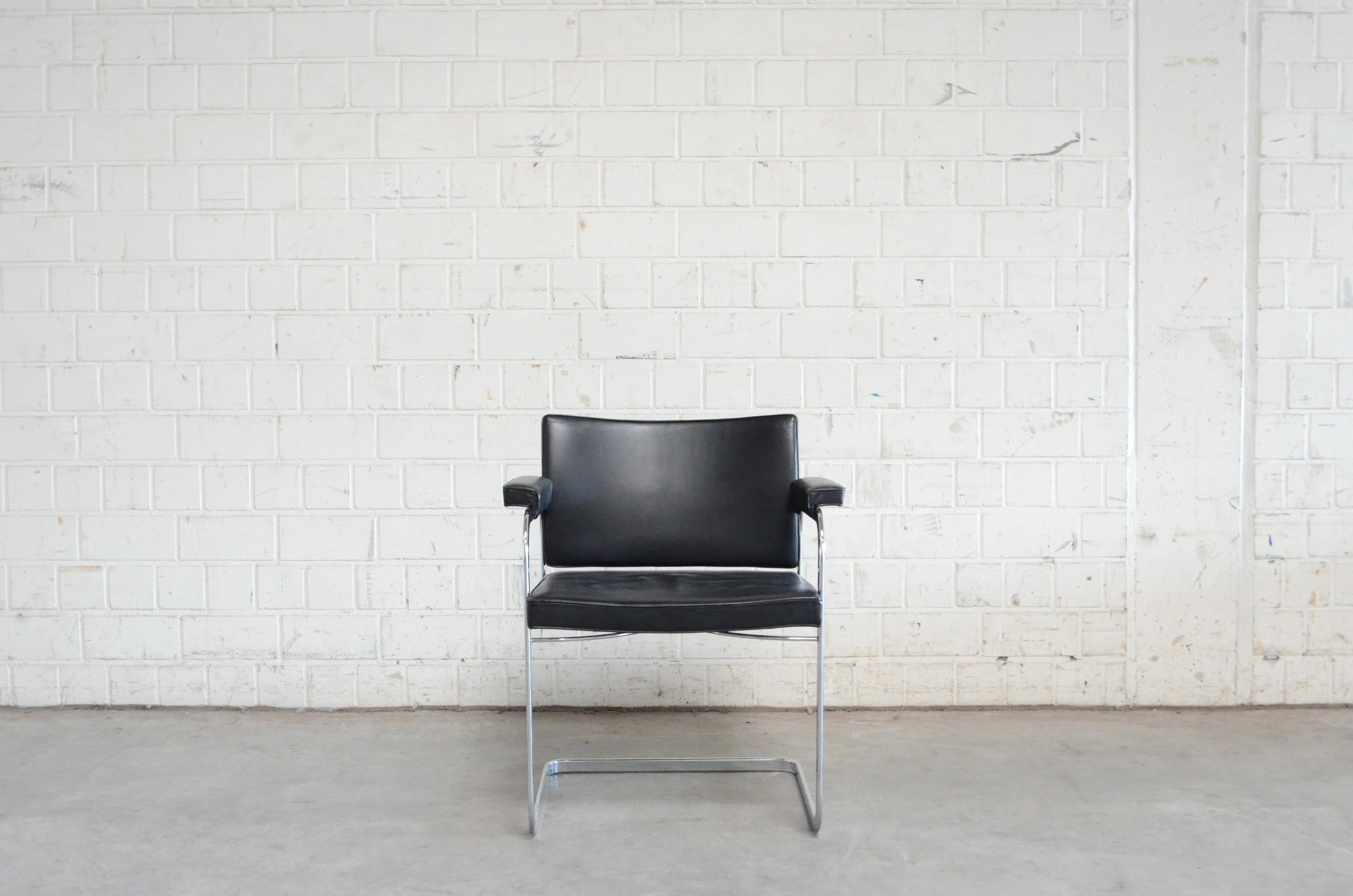 Suisse Robert Haussmann De Sede RH 305 chaise noire en vente