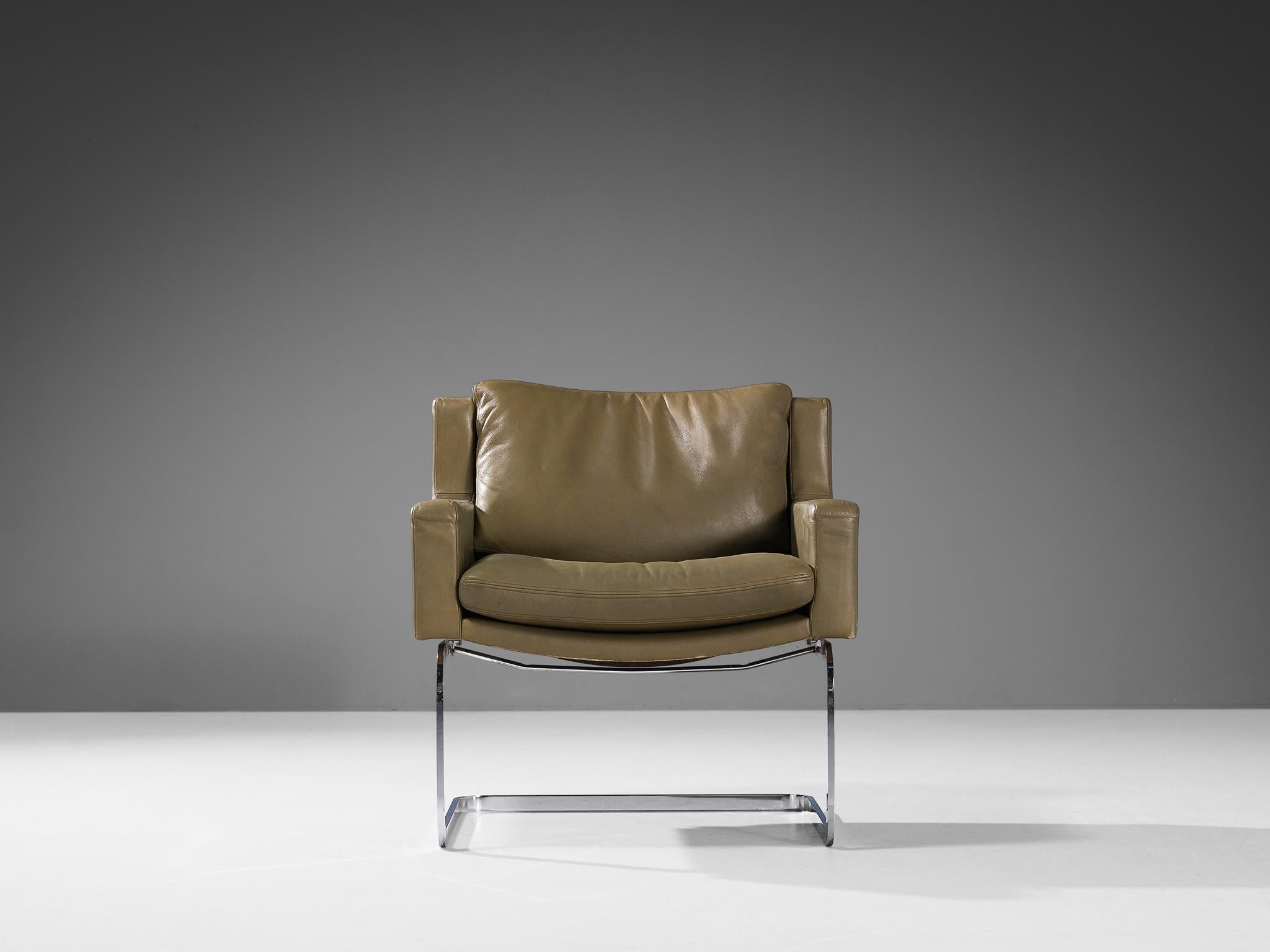 Swiss Robert Haussmann for De Sede 'DS-201' Armchair in Leather  For Sale