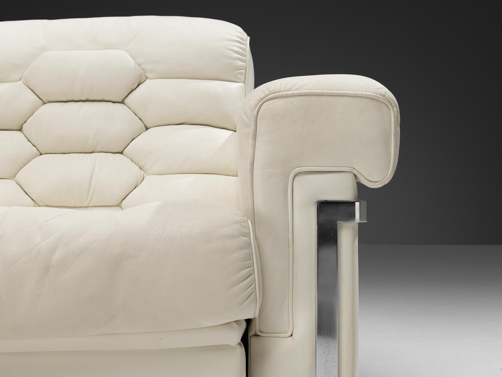 Mid-Century Modern Robert Haussmann for De Sede 'DS-P' Pair of Lounge Chairs in White Leather For Sale