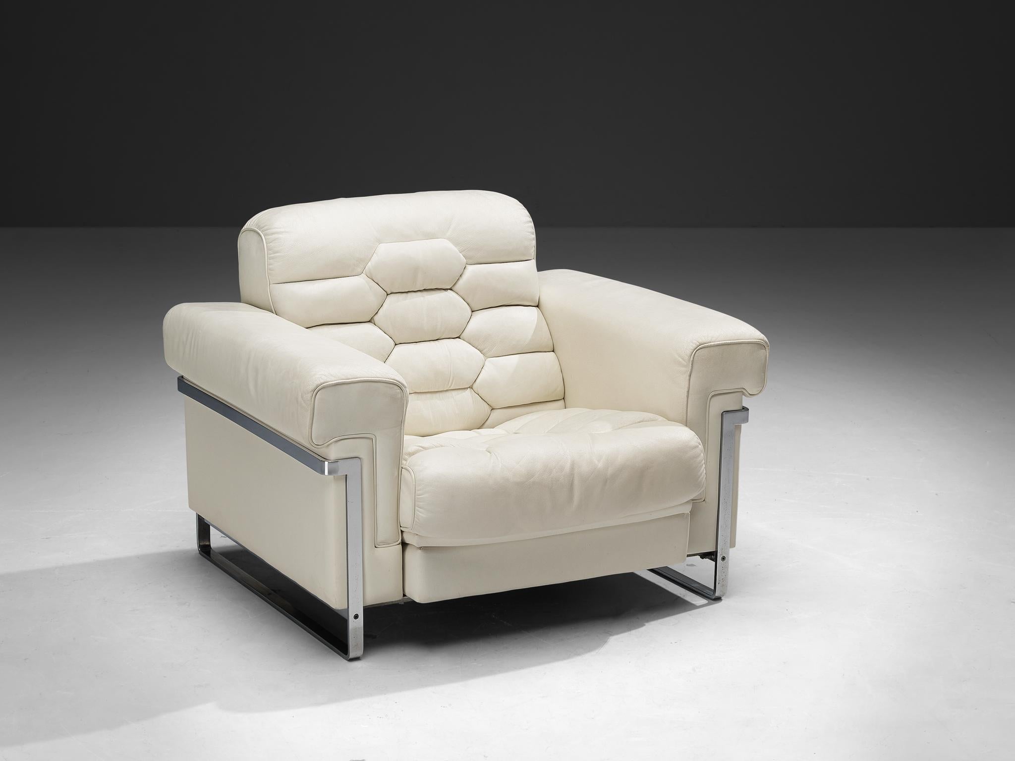 Swiss Robert Haussmann for De Sede 'DS-P' Pair of Lounge Chairs in White Leather For Sale