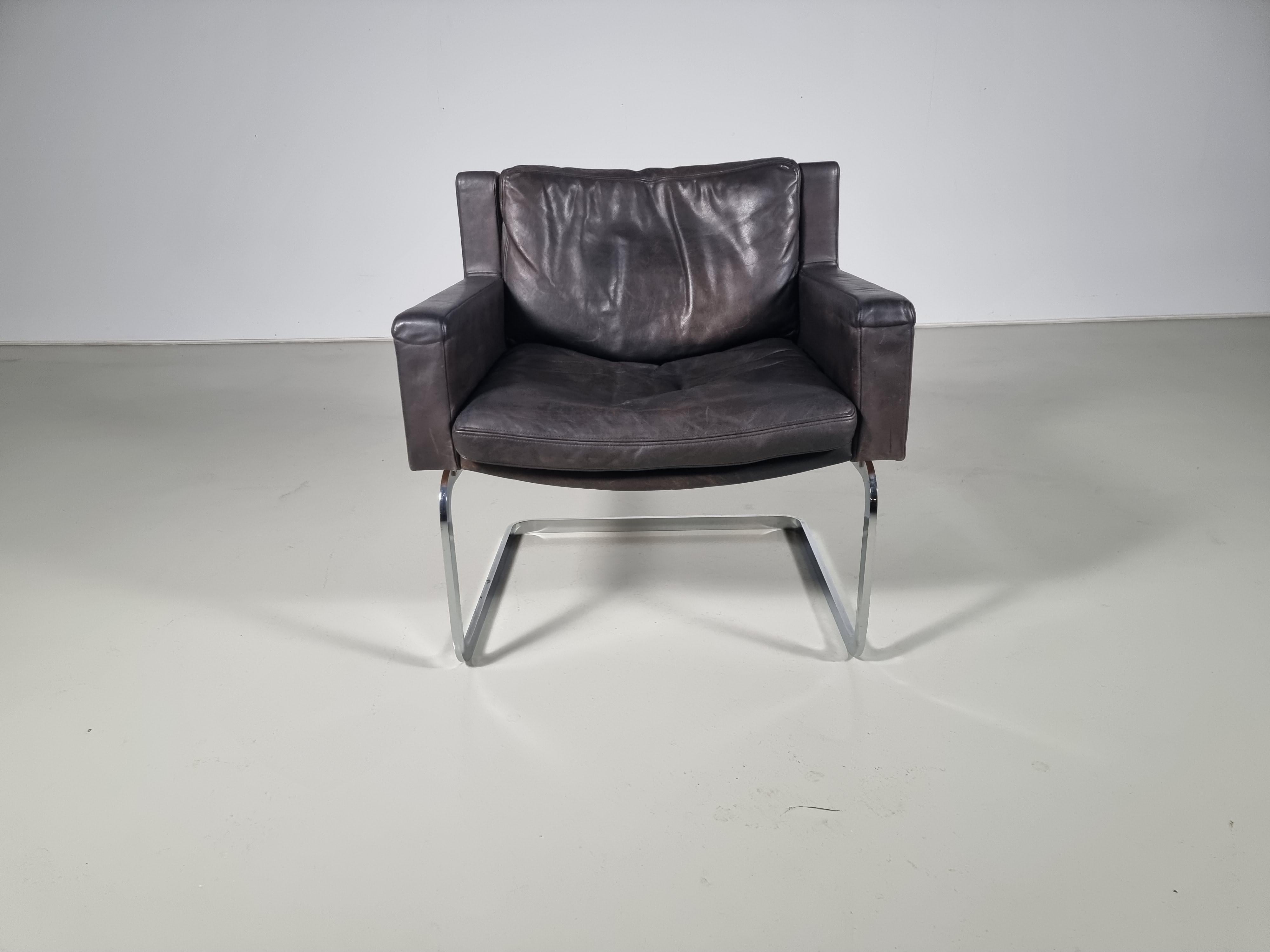Robert Haussmann para De Sede, Pareja de sillas de cuero Modelo 'DS-201', Años 70 4