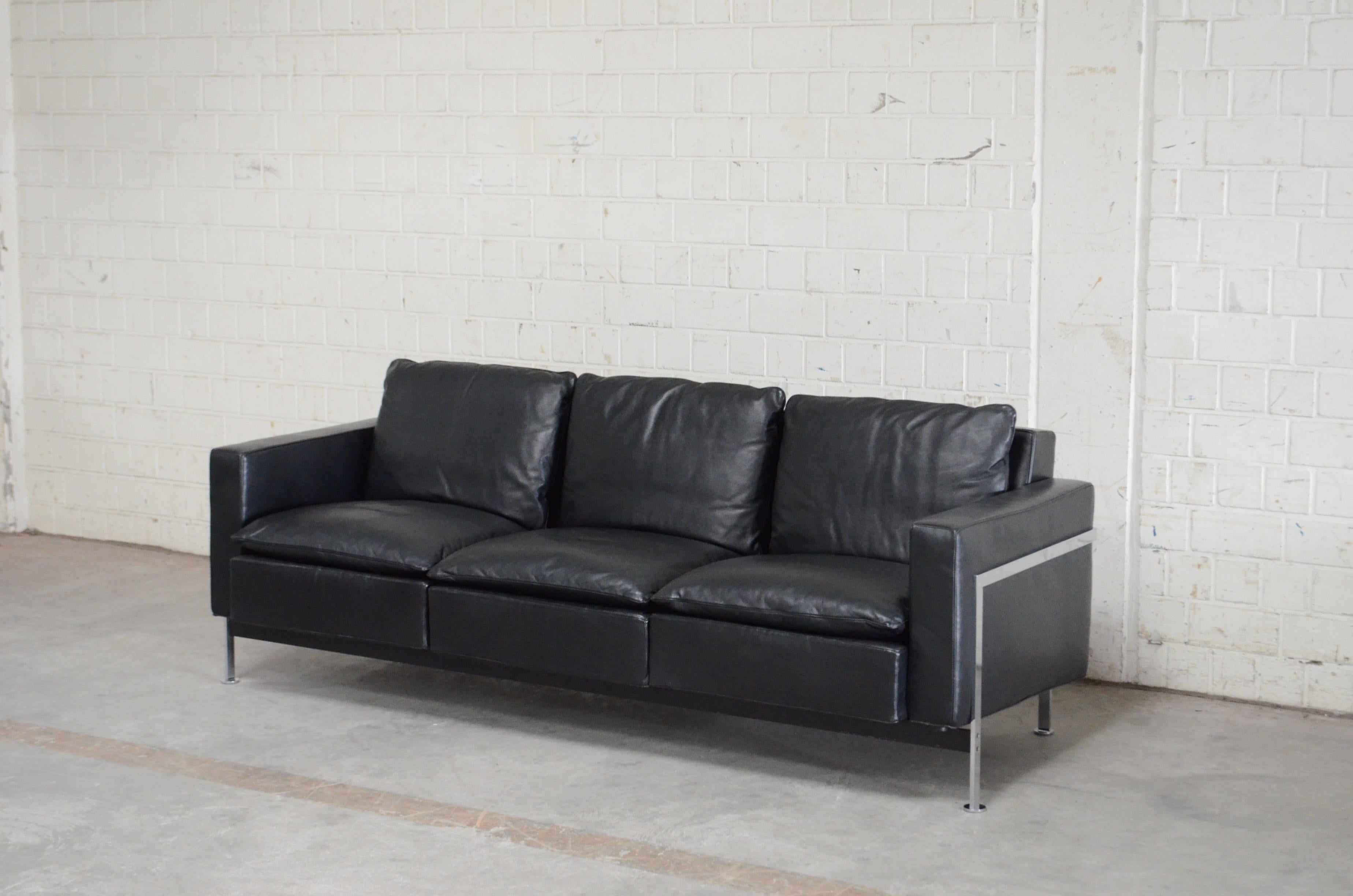 Robert Haussmann for Hans Kaufeld or De Sede RH 302 Leather Sofa First Edition In Good Condition For Sale In Munich, Bavaria