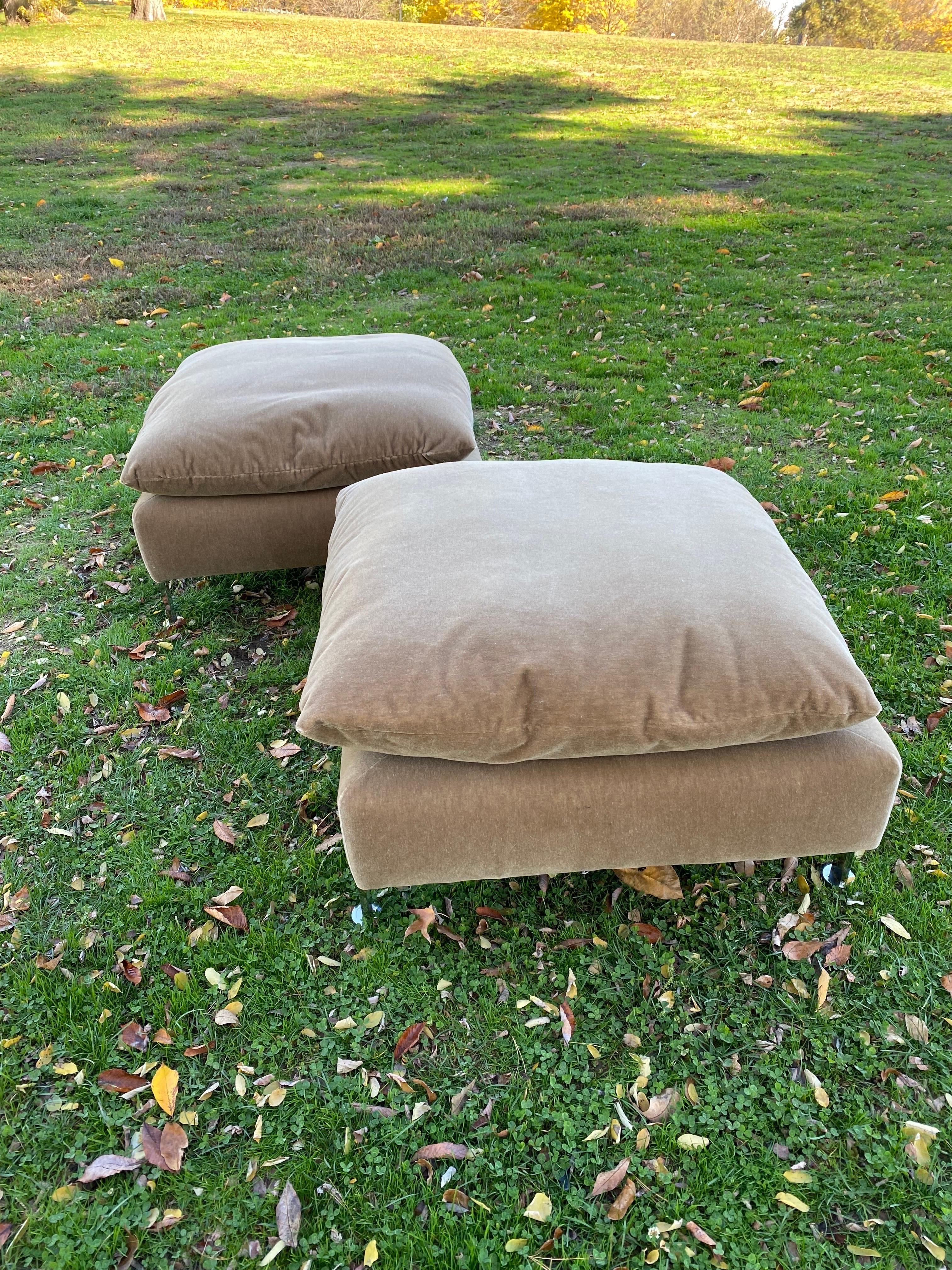 Robert Haussmann for Stendig Set in Mohair 12