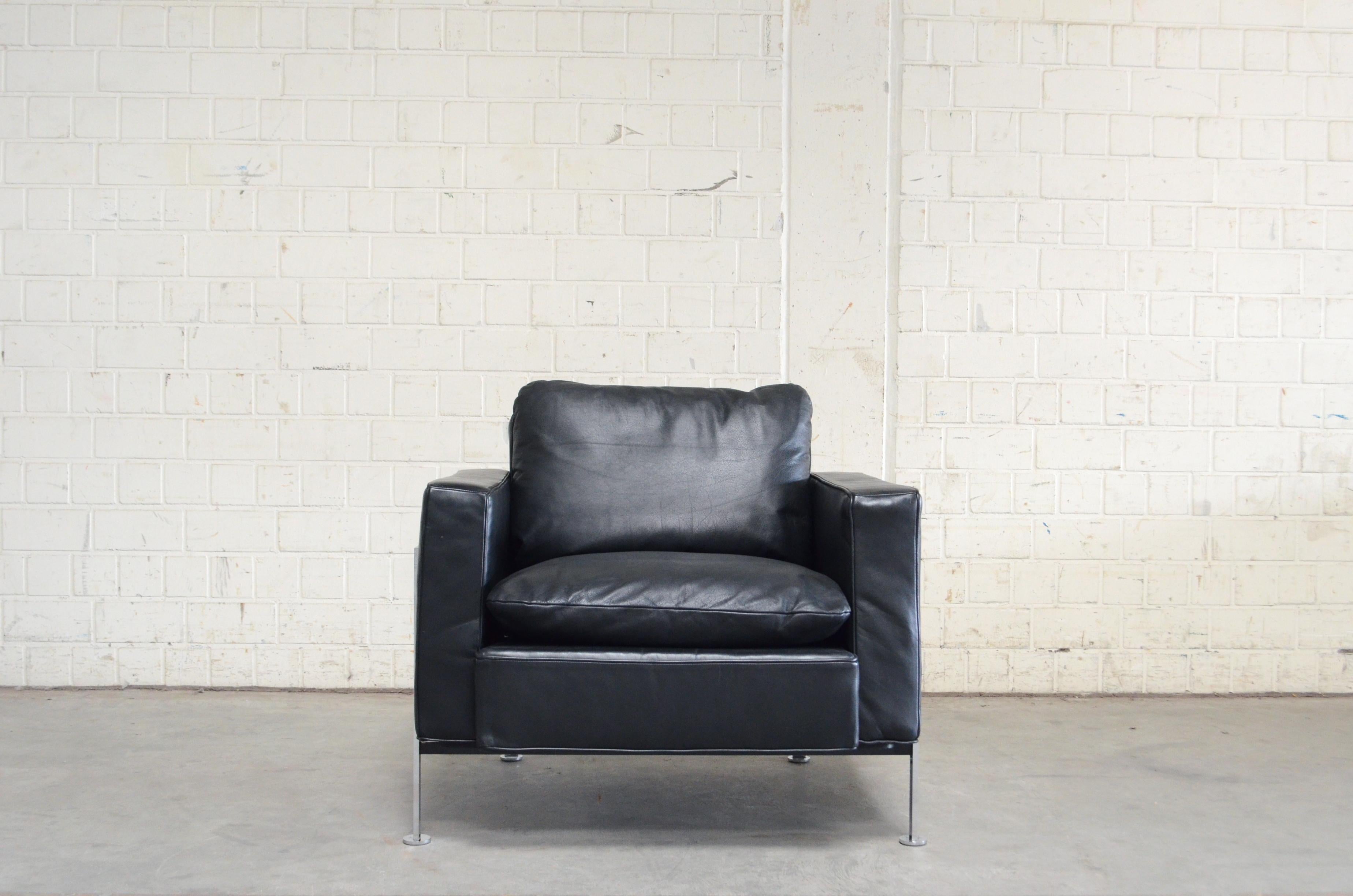 Bauhaus Robert Haussmann Hans Kaufeld / De Sede RH 302 Leather Armchair First Edition For Sale