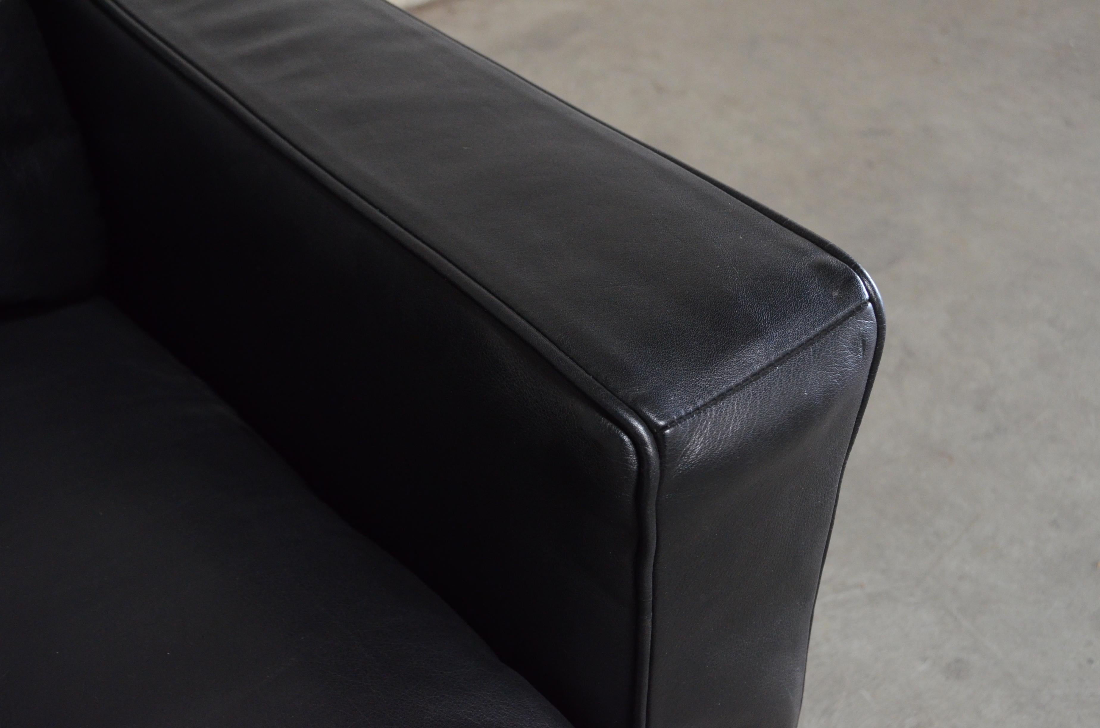 Fabric Robert Haussmann Hans Kaufeld / De Sede RH 302 Leather Armchair First Edition For Sale