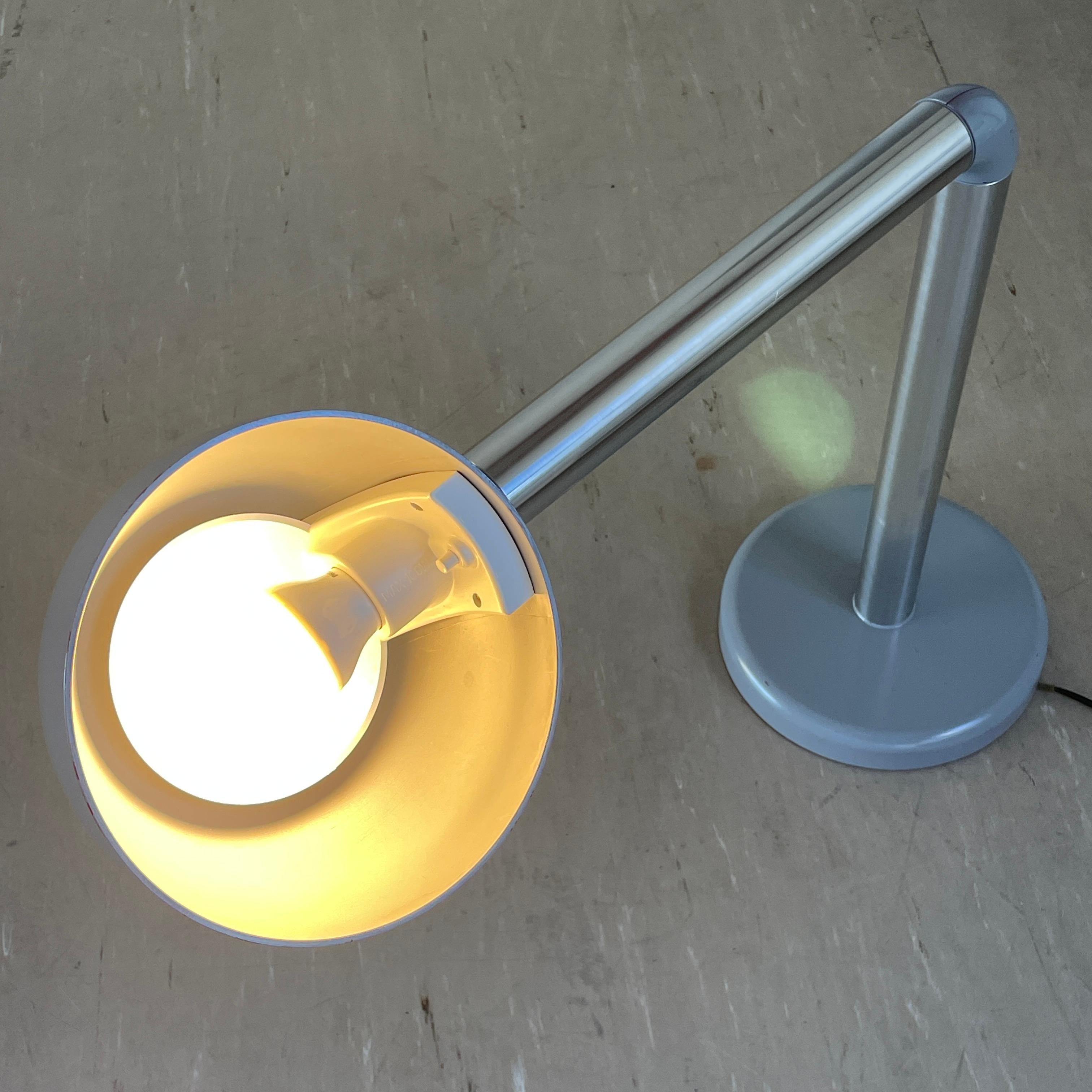 Lampada da tavolo minimalista Robert Haussmann & Haussmann - Swiss Lamps International in vendita 12
