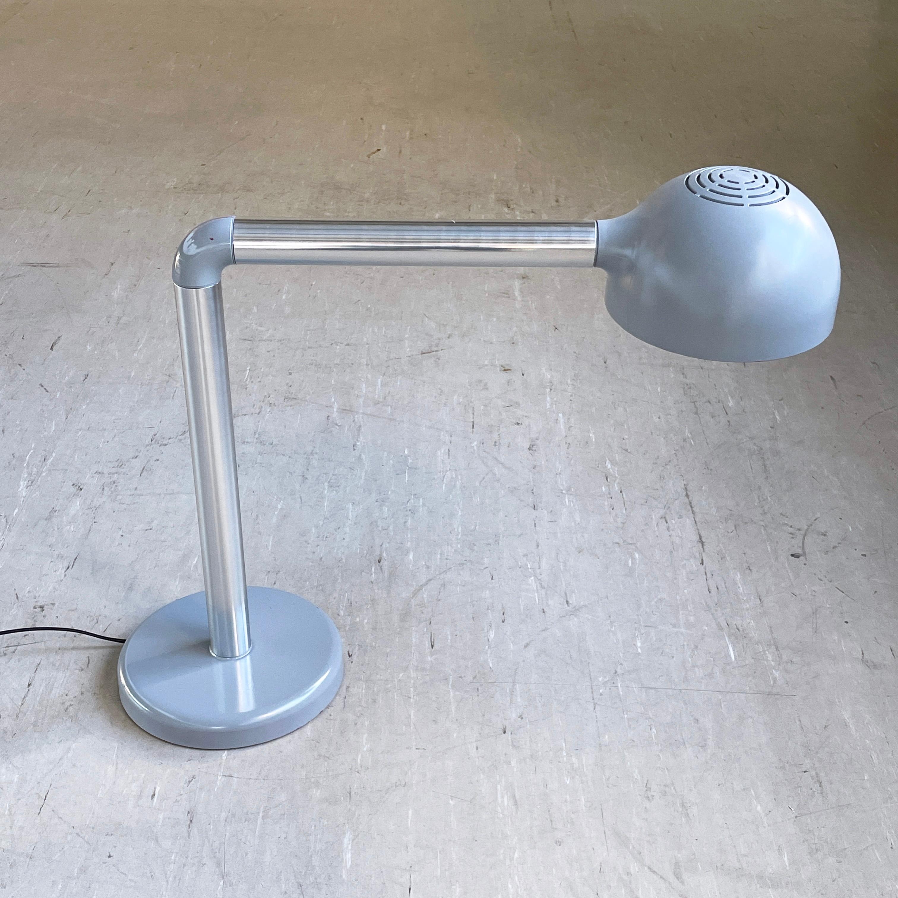 Minimalismo Lampada da tavolo minimalista Robert Haussmann & Haussmann - Swiss Lamps International in vendita