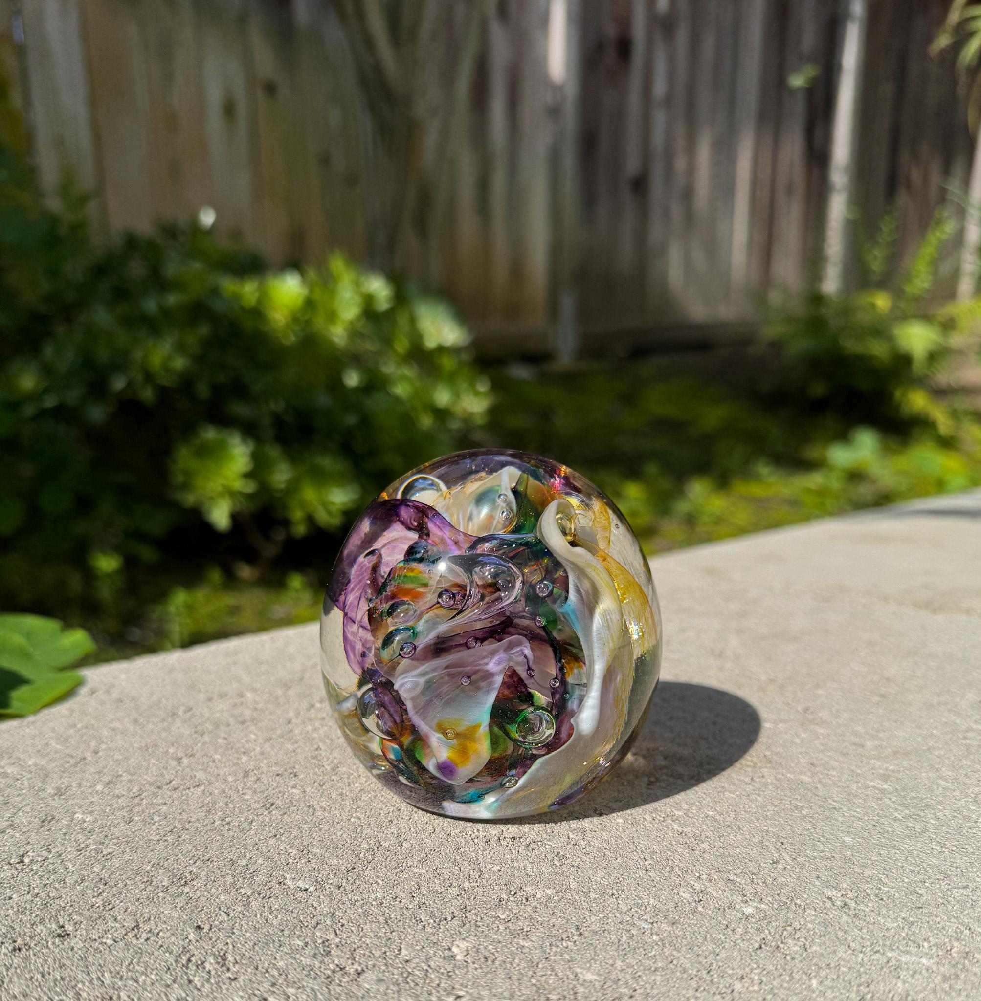 Canadian Robert Held Sculptural Art Glass Paperweight, Canada, 20th Century For Sale