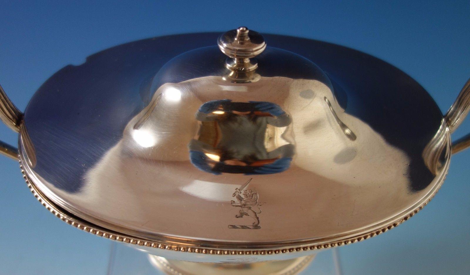 Robert Hennell I English Sterling Silver Gravy Boat with Cover, circa 1780 In Good Condition In Big Bend, WI