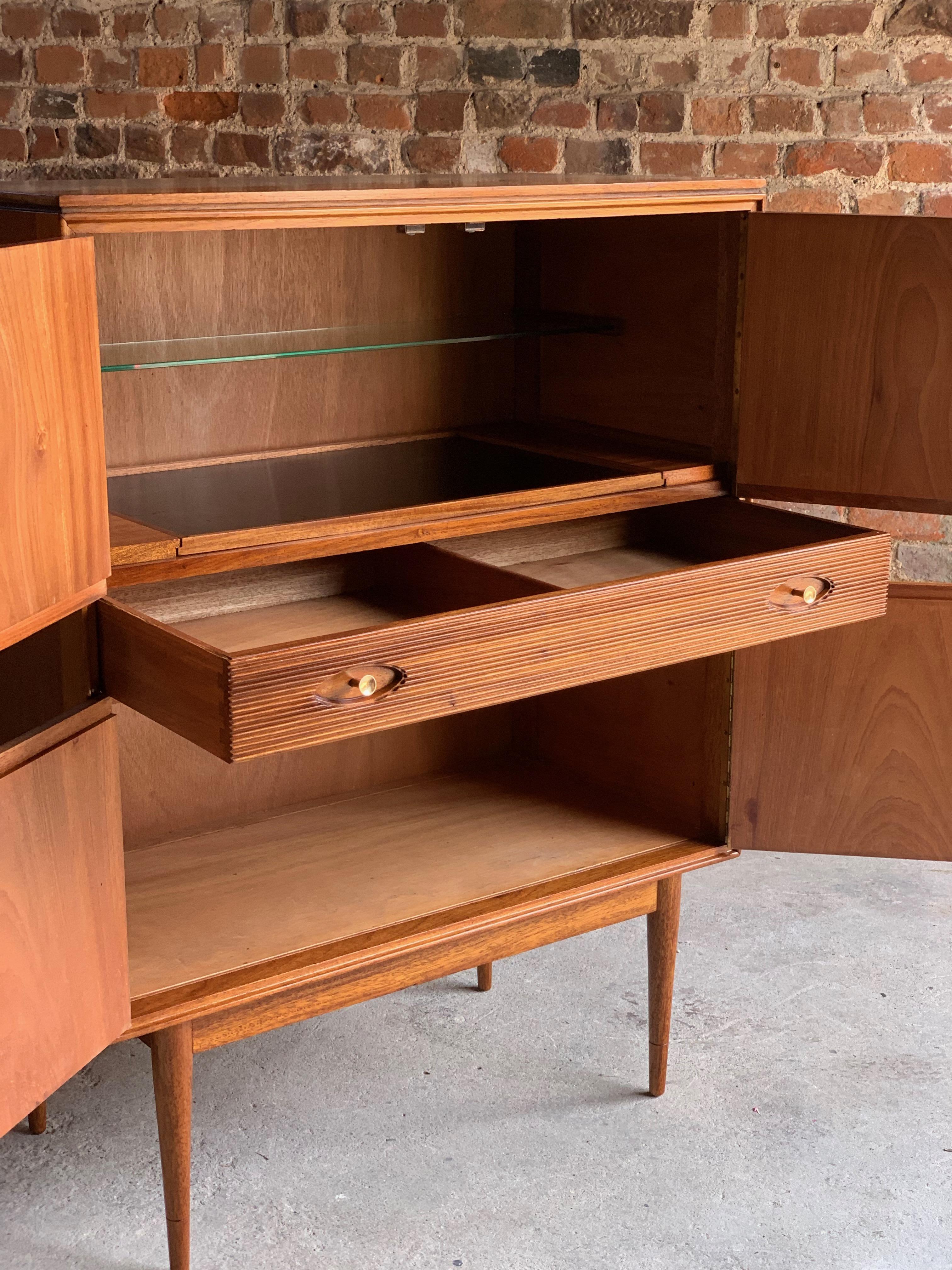 Mid-20th Century Robert Heritage for Archie Shine Rosewood Cocktail Cabinet Hamilton Range 'No 2'