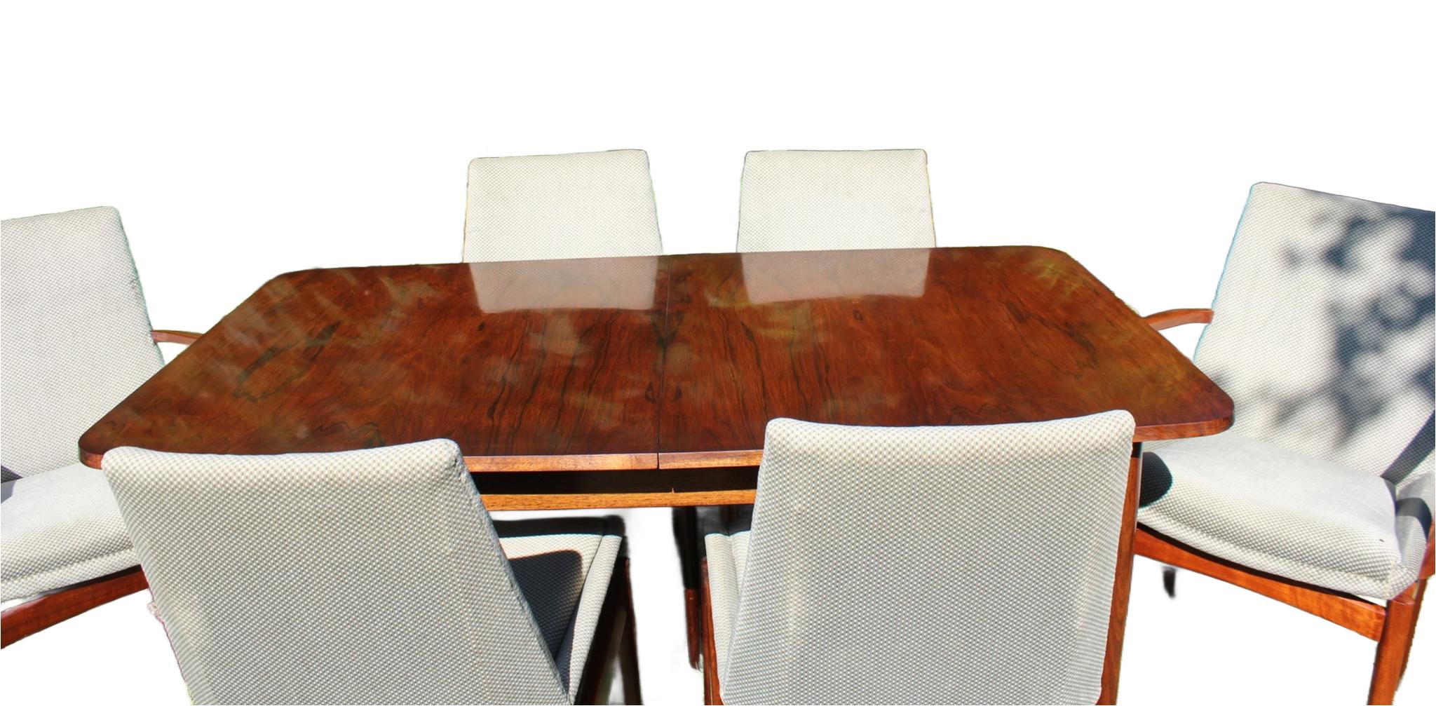 Table et chaises de salle à manger Hamilton du milieu du siècle par Robert Hamilton pour Archie Shine, ensemble de 6 pièces

Description du produit :
Voici notre ensemble de salle à manger en bois de rose du milieu du siècle par Archie Shine - une