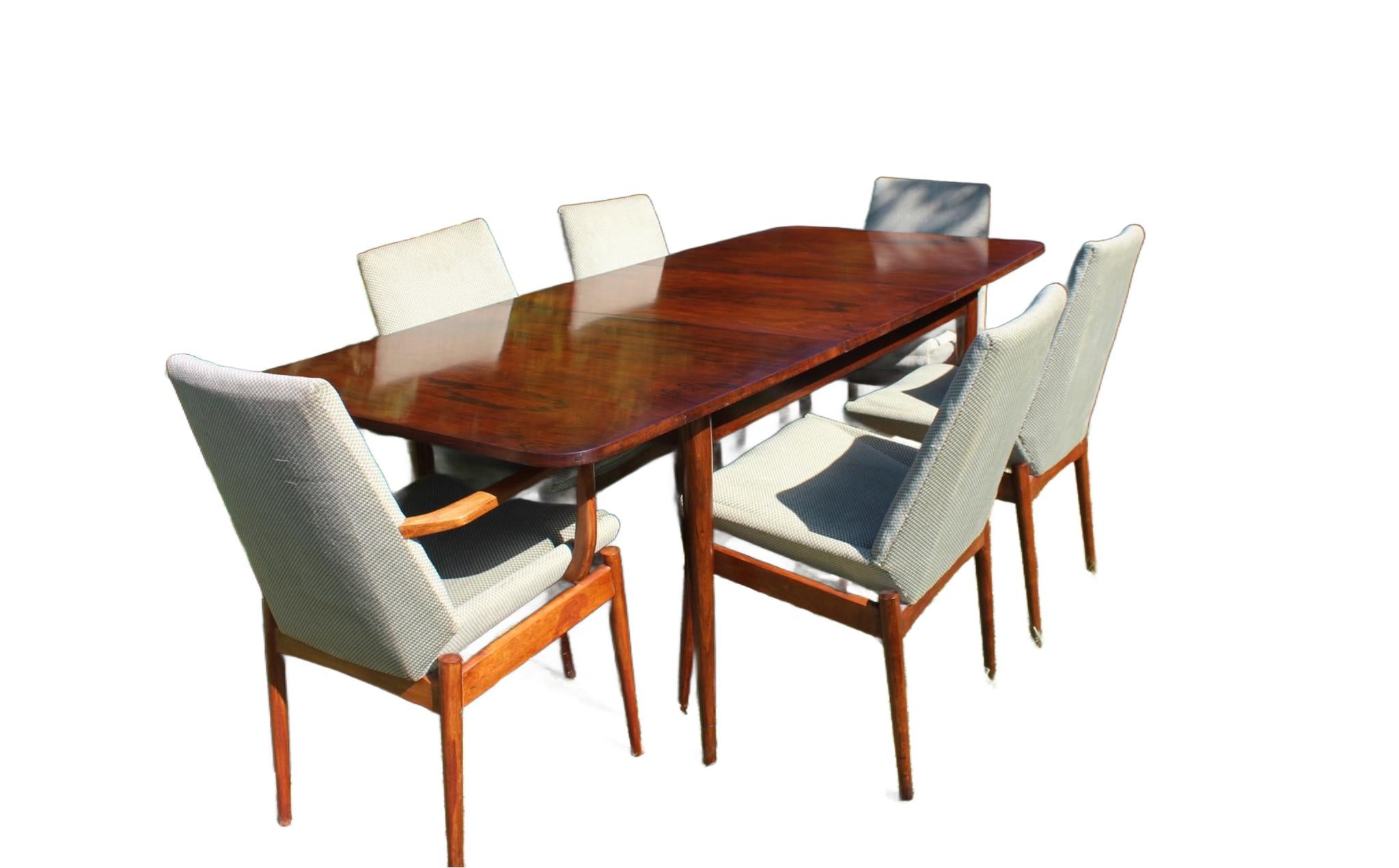 Mid-Century Modern Robert Hamilton pour Archie Shine Table de salle à manger en bois de rose et 6 chaises Gamme Hamilton en vente