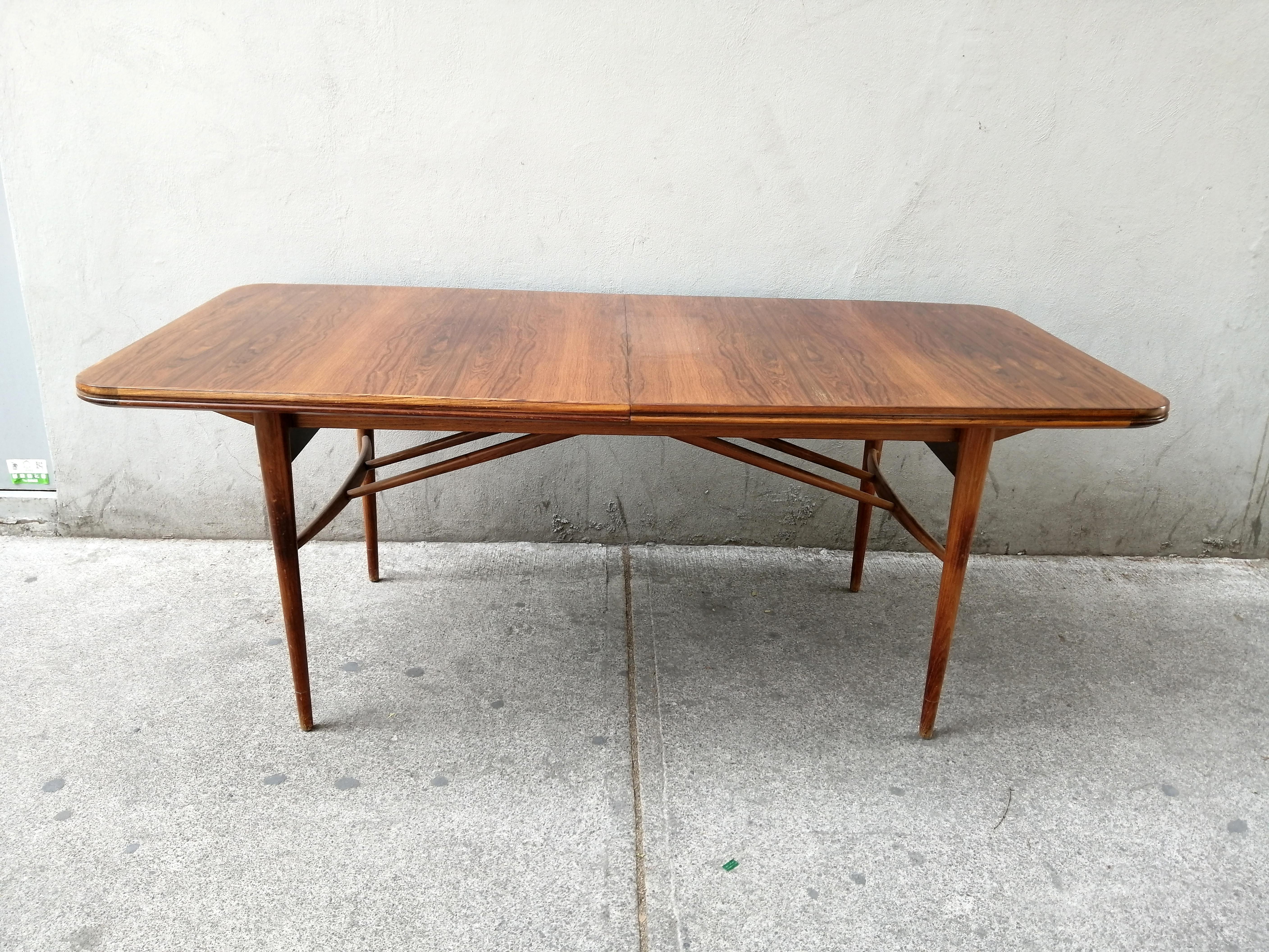 archie shine dining table