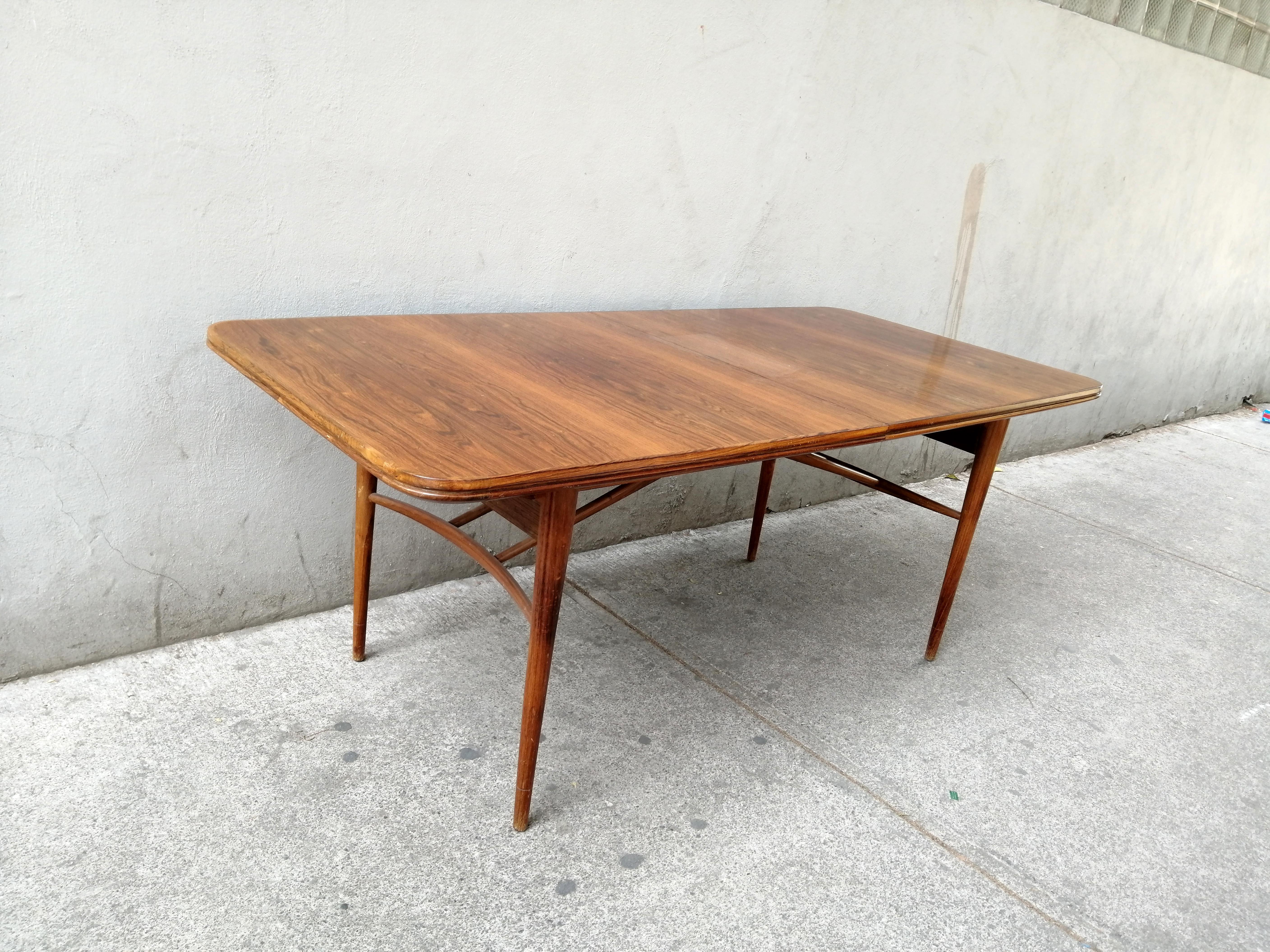 robert heritage dining table