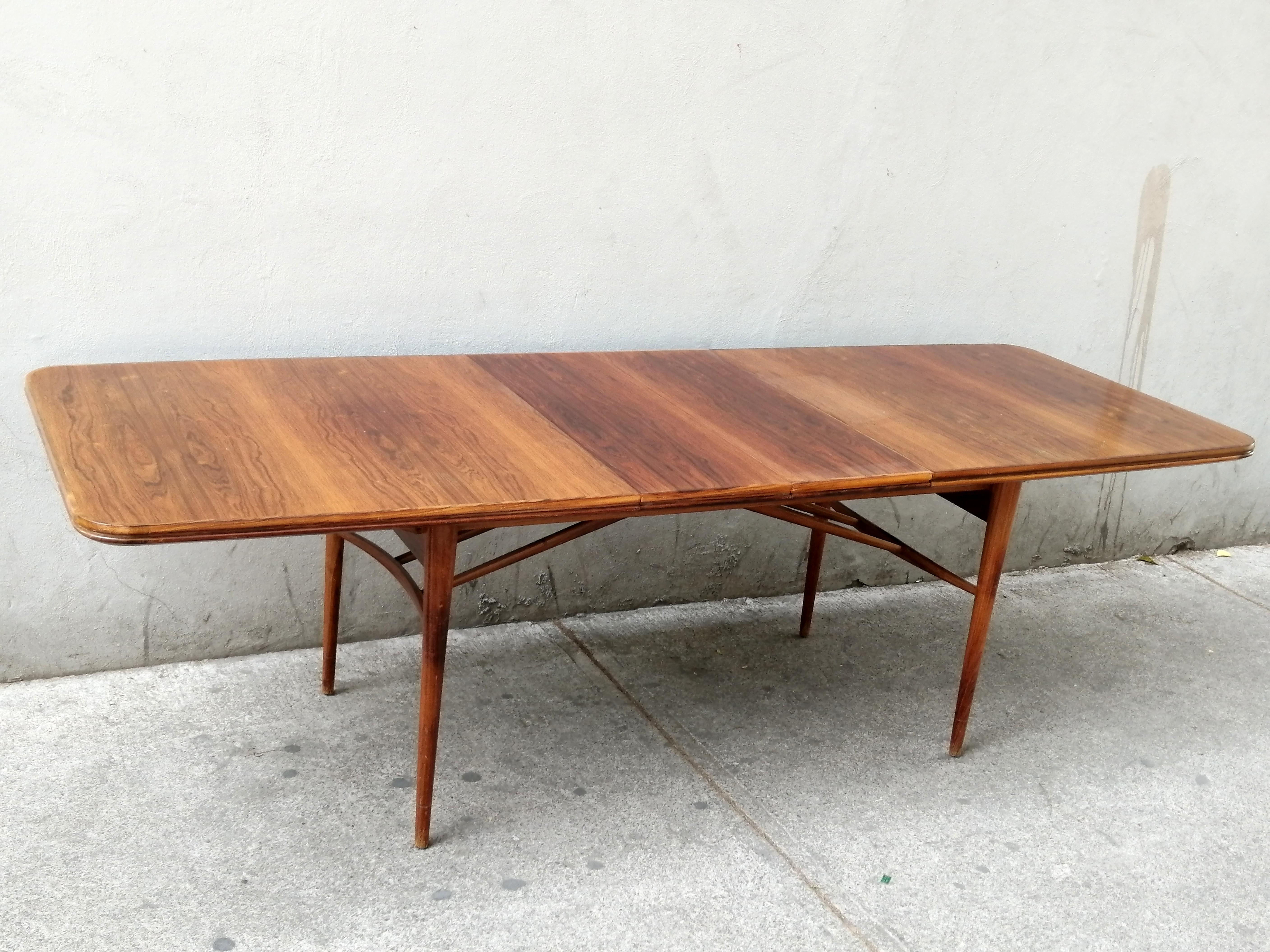 Mid-20th Century Robert Heritage for Archie Shine Teak and Rosewood Dining Table with Extensions For Sale