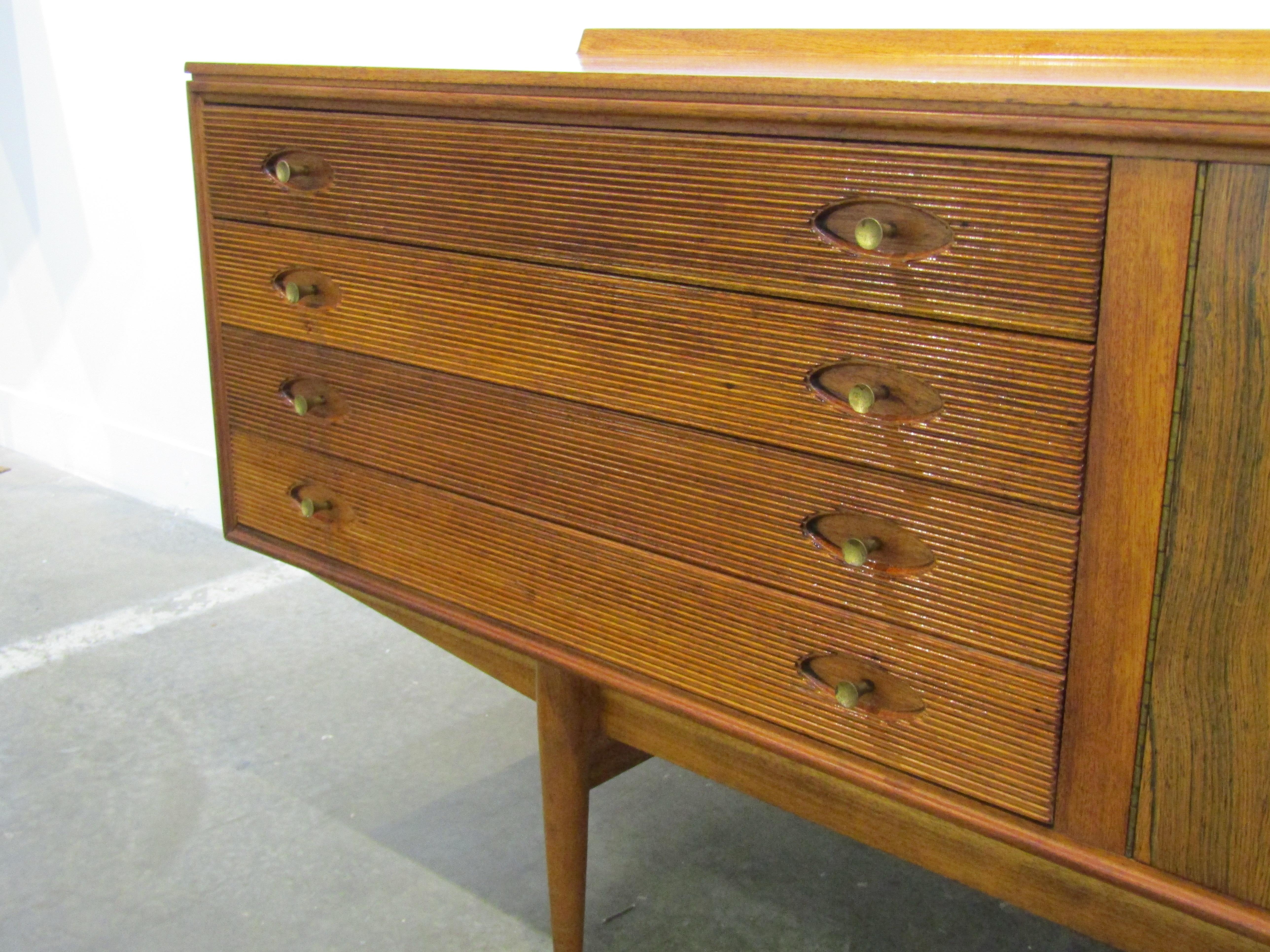 Robert Heritage Hamilton Credenza for Archie Shine Rosewood and Teak, 1958 For Sale 1