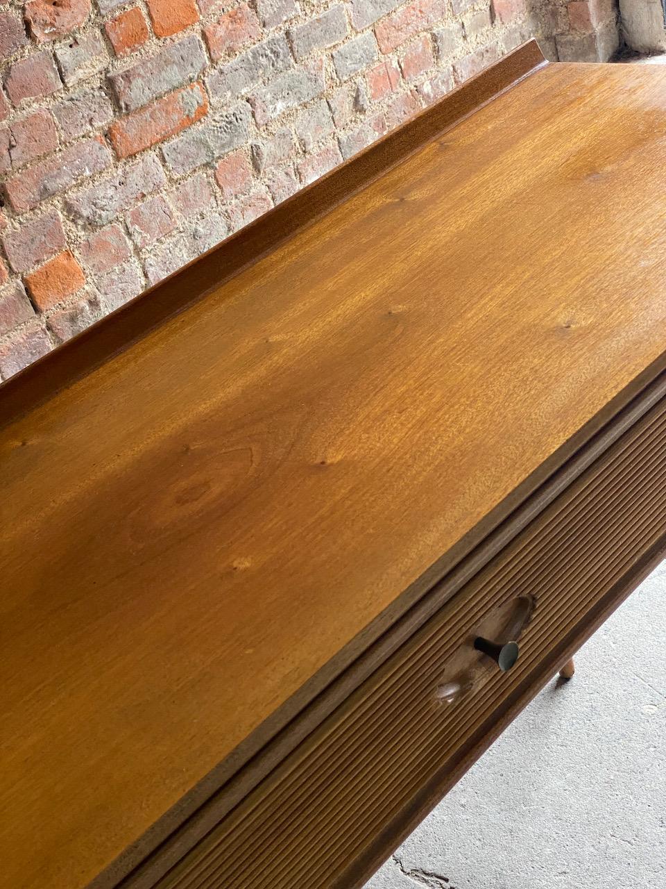 Robert Heritage Hamilton Teak Console Table Desk by Archie Shine England c.1969 In Good Condition In Longdon, Tewkesbury