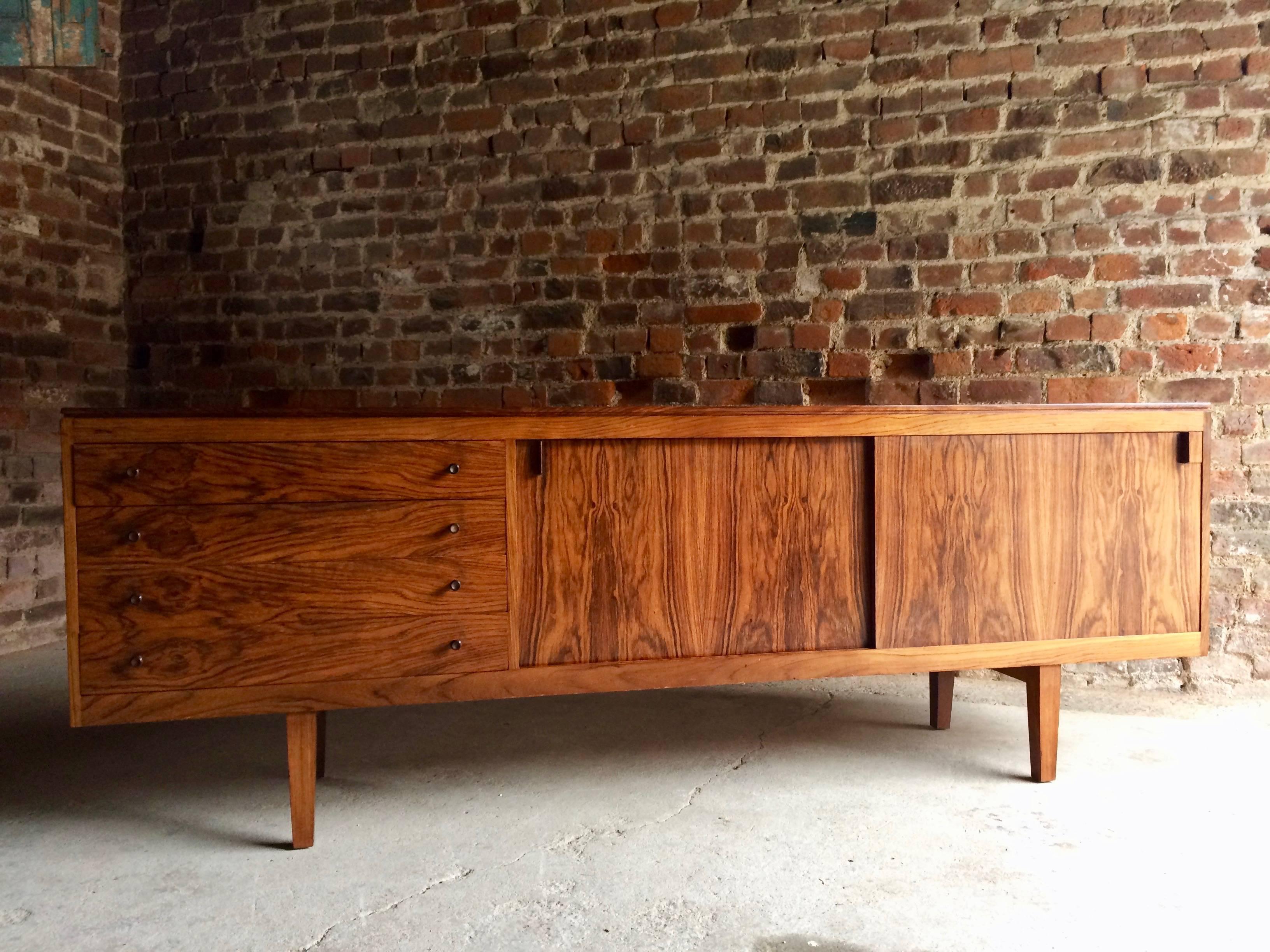 British Robert Heritage Rosewood Sideboard Credenza for Archie Shine Midcentury, 1960s