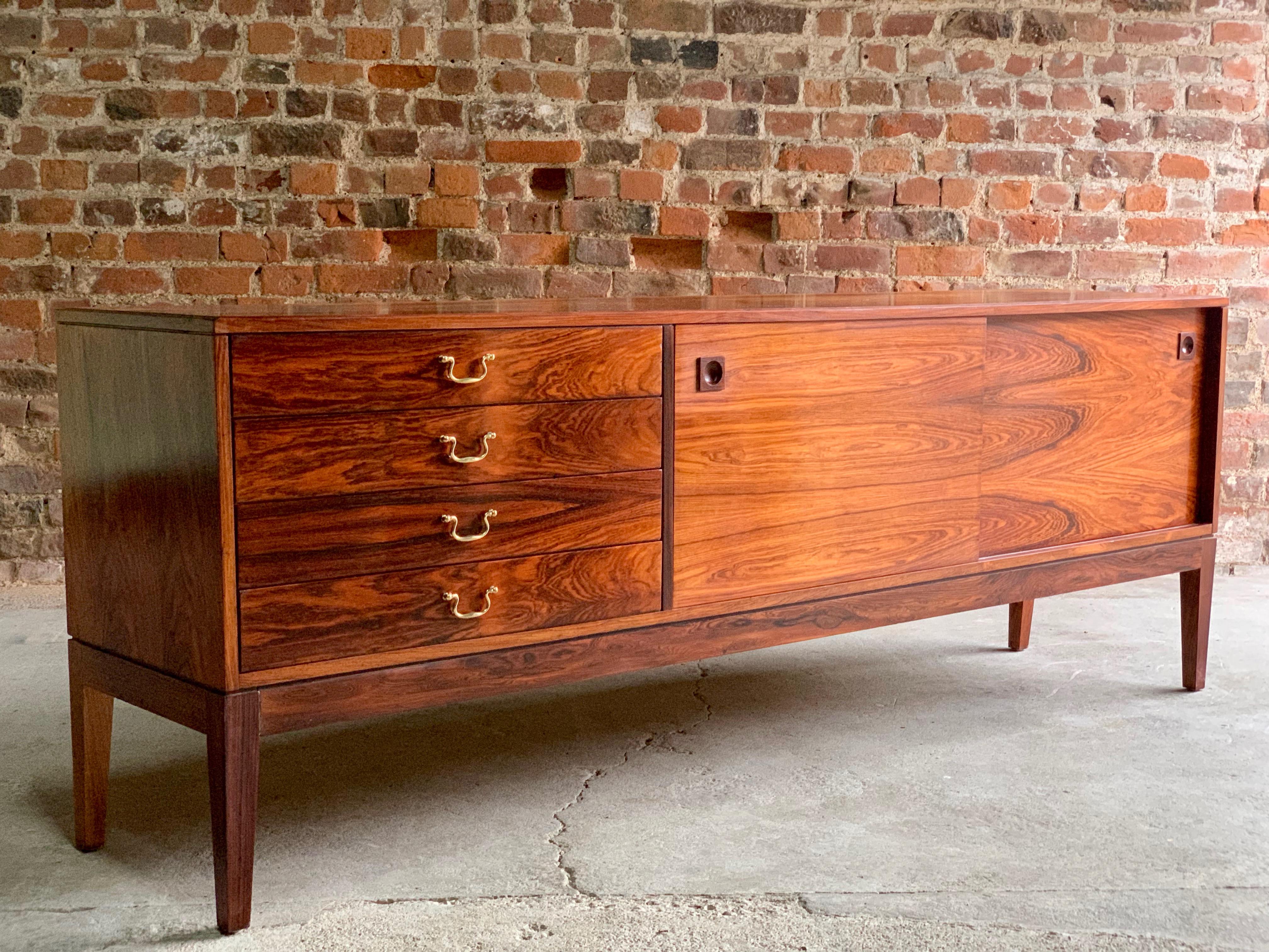 Mid-Century Modern Robert Heritage Rosewood Sideboard for Archie Shine Midcentury, circa 1960s