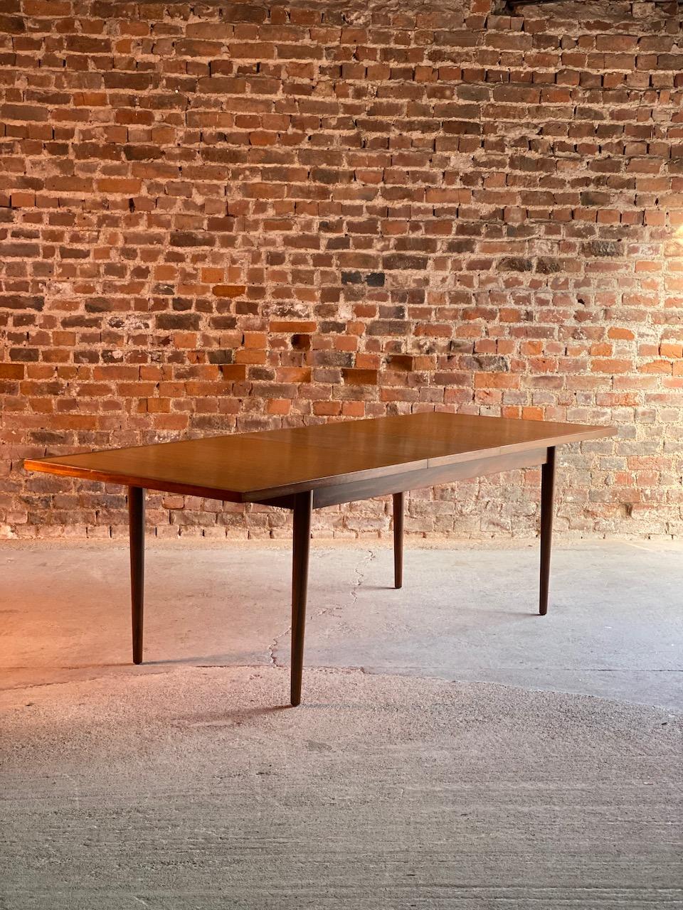 Robert Heritage Walnut and Teak Dining Table for Archie Shine, circa 1960 5