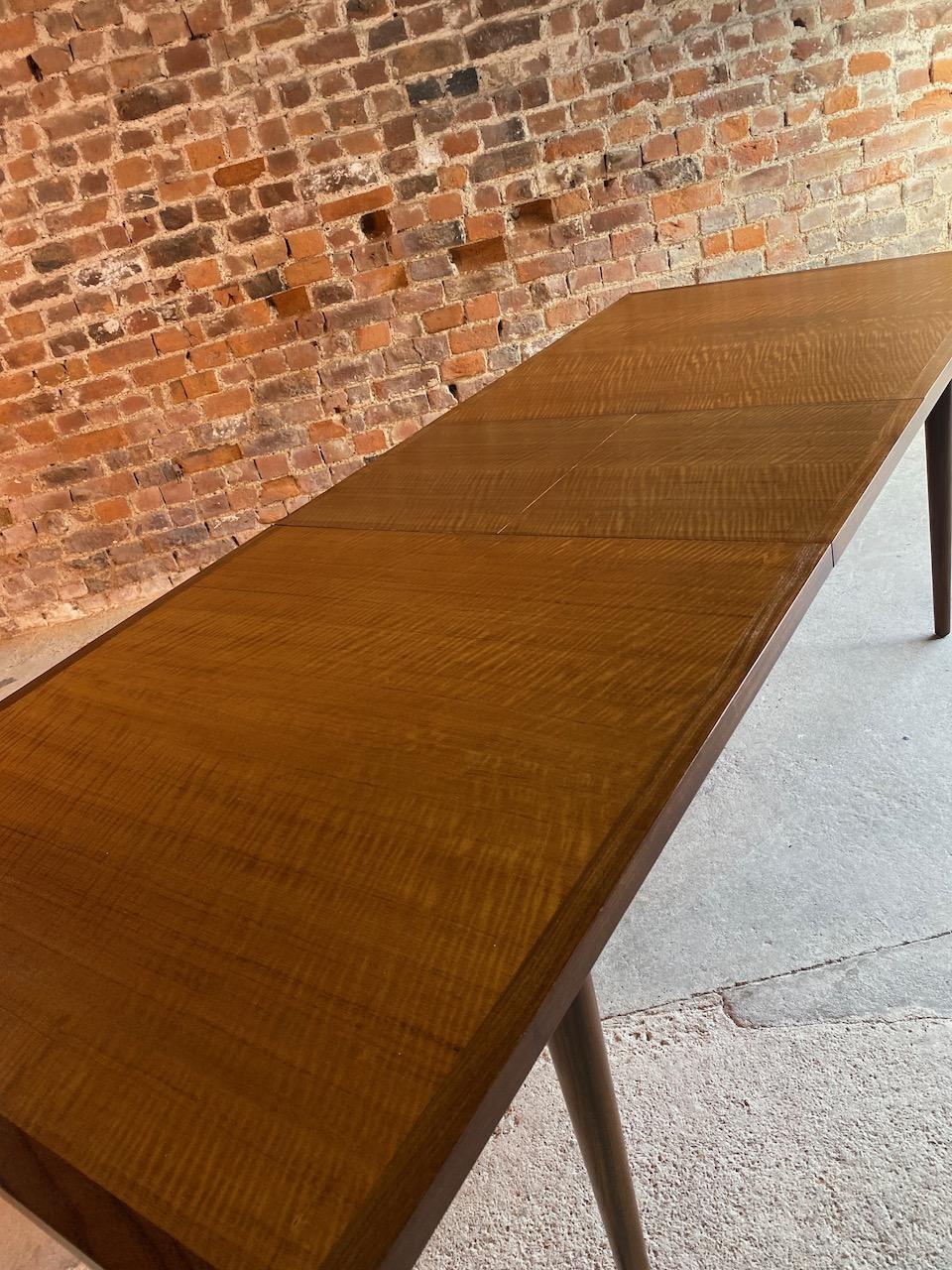 Robert Heritage Walnut and Teak Dining Table for Archie Shine, circa 1960 2