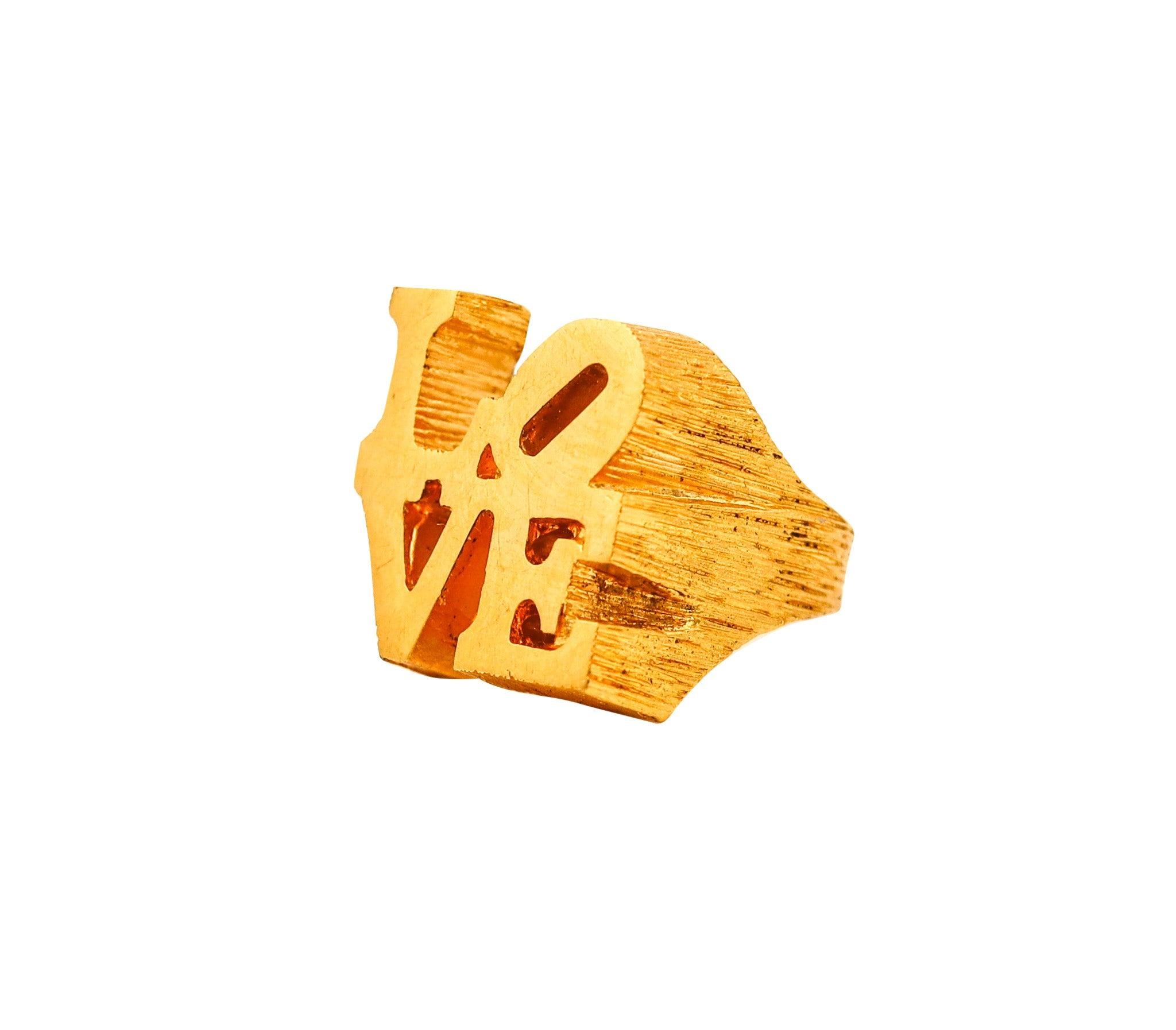 Women's or Men's ROBERT INDIANA 1969 Iconic Sculptural LOVE Ring In Textured 24Kt Gilded Brass For Sale