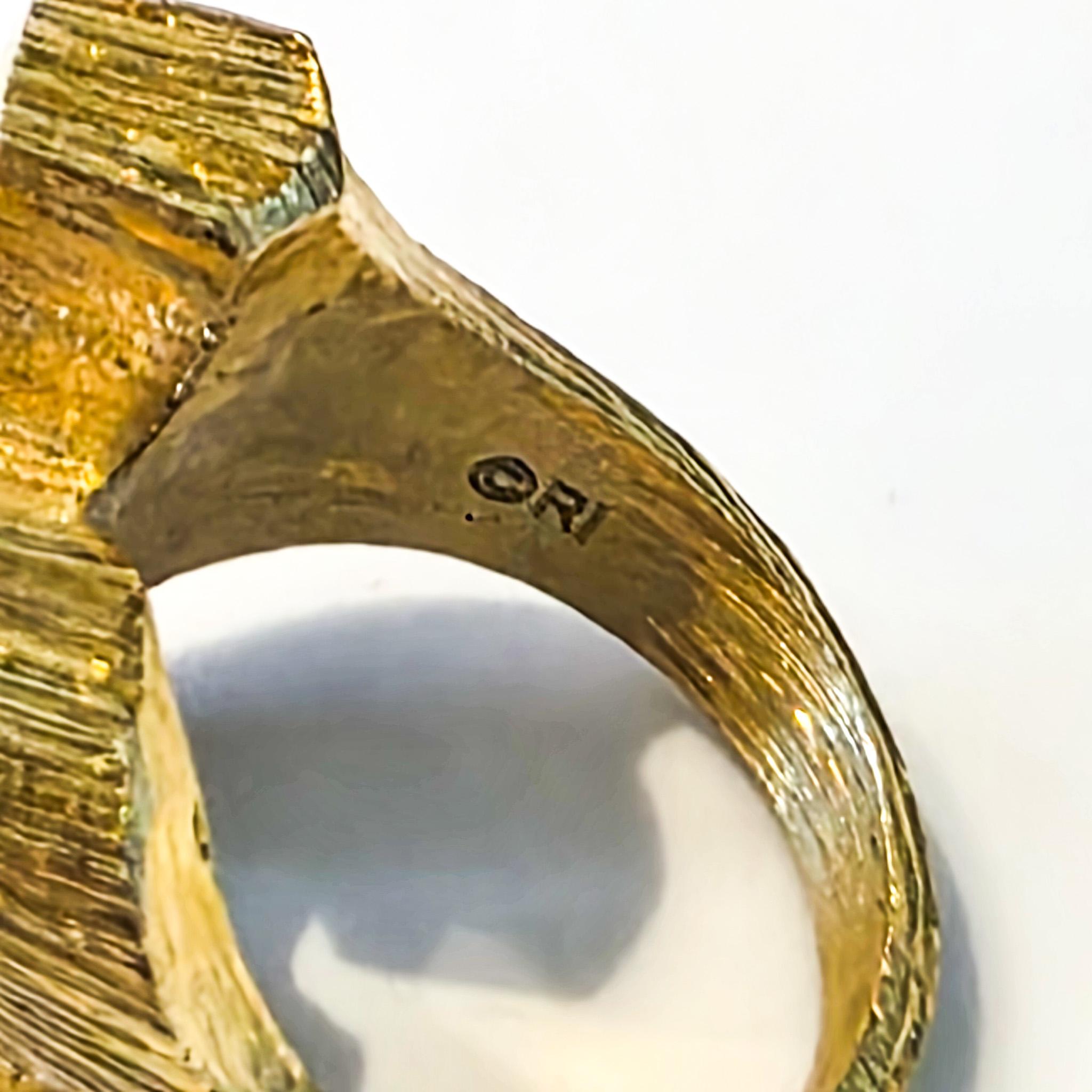 ROBERT INDIANA 1969 Iconic Sculptural LOVE Ring In Textured 24Kt Gilded Brass For Sale 2