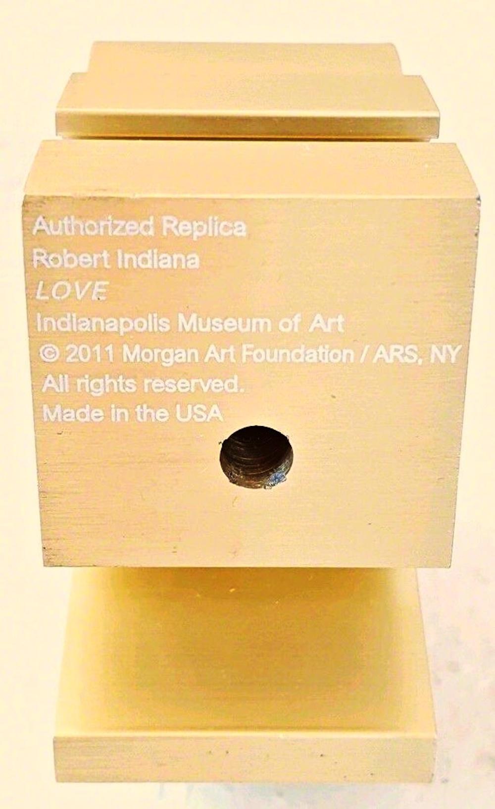 LOVE (Autorisierte Replica, offizieller Stempel des Indianapolis Museum of Art & Künstler) (Pop-Art), Sculpture, von Robert Indiana