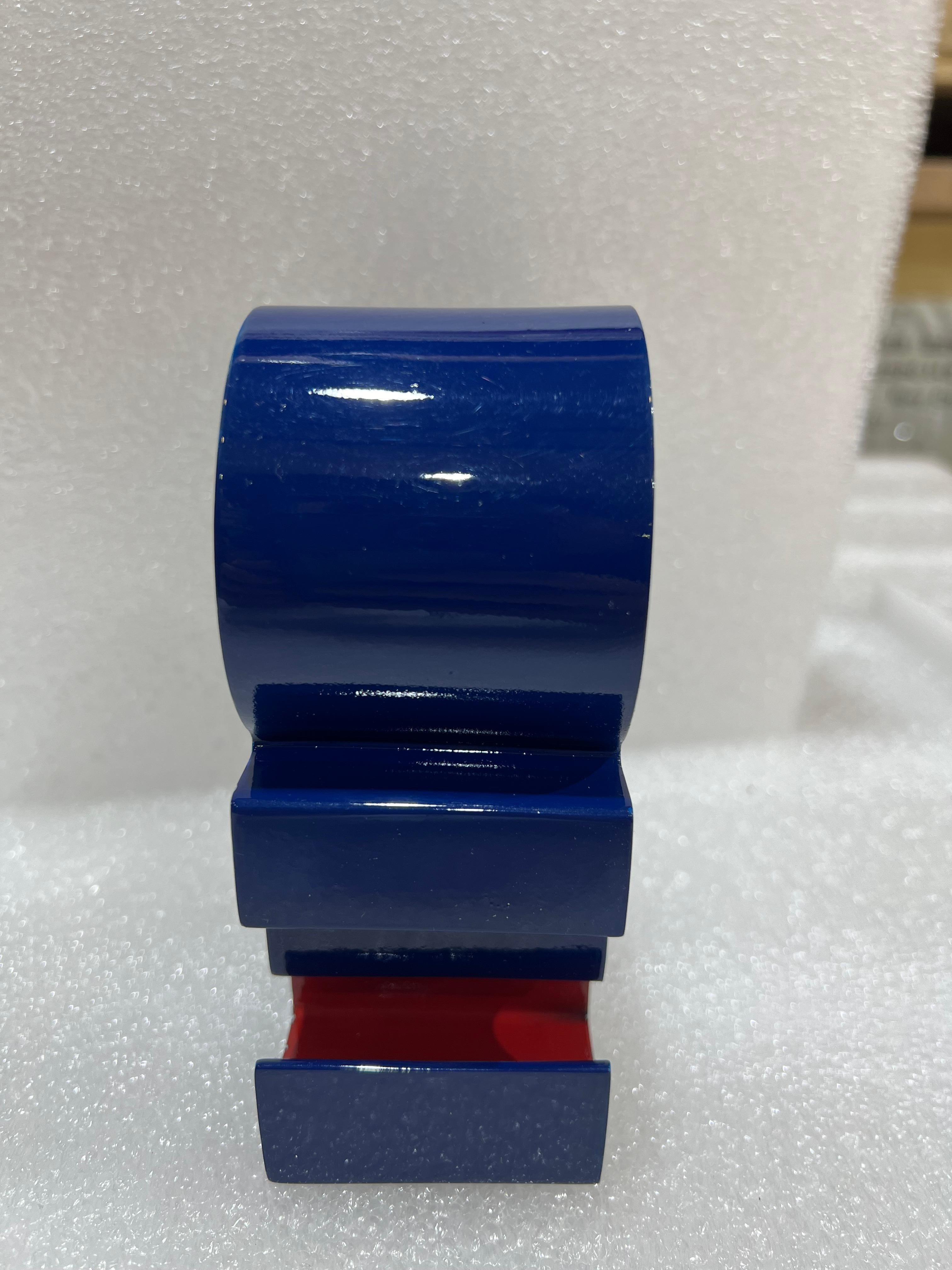 Love (Blau, Weiß & Rot) Polysteinskulptur in Originalgehäuse Ed. 500 von Indiana im Angebot 1