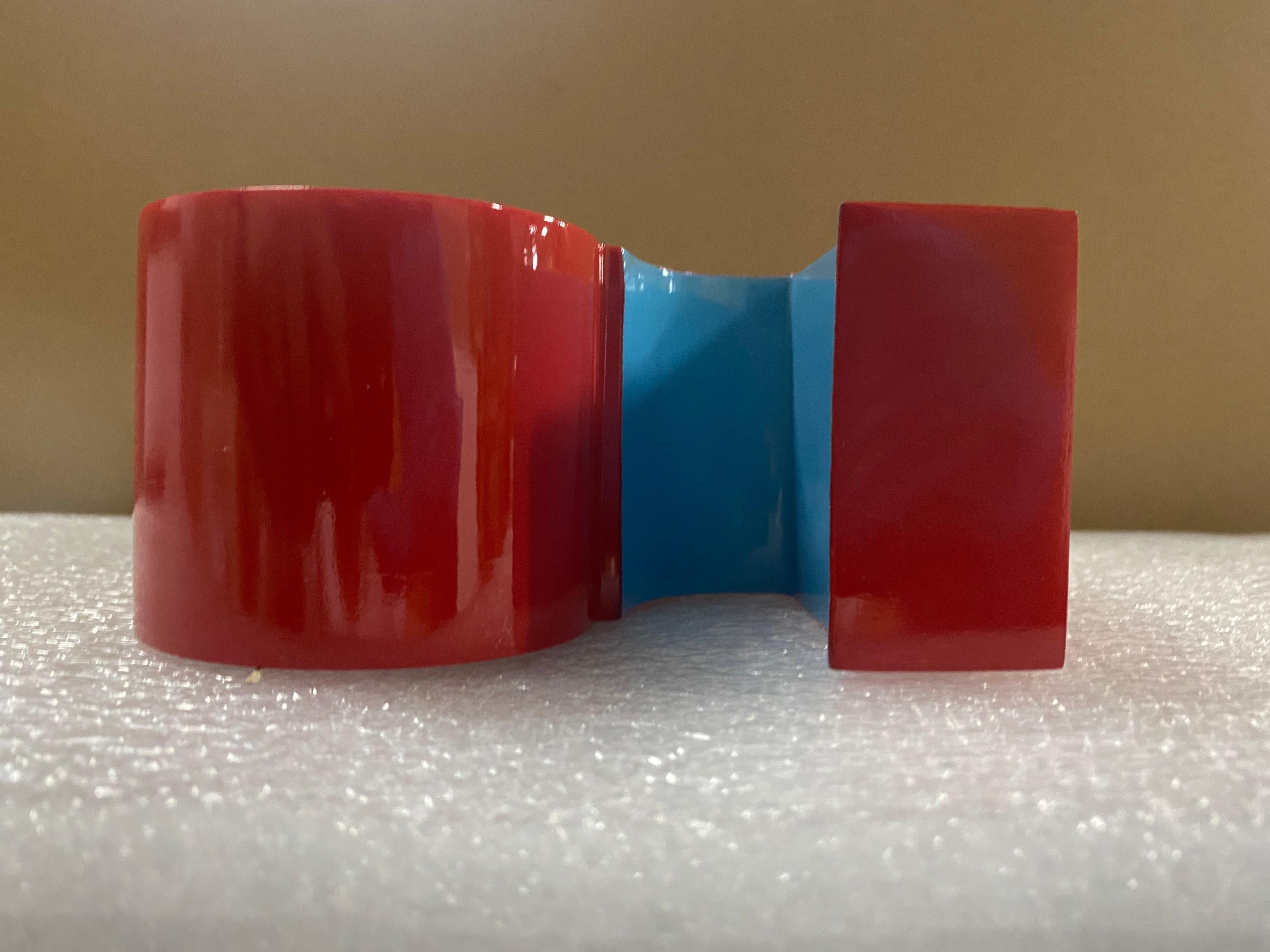 Love (Red-Blue) polystone sculpture with original case Ed. 500 by Robert Indiana For Sale 8