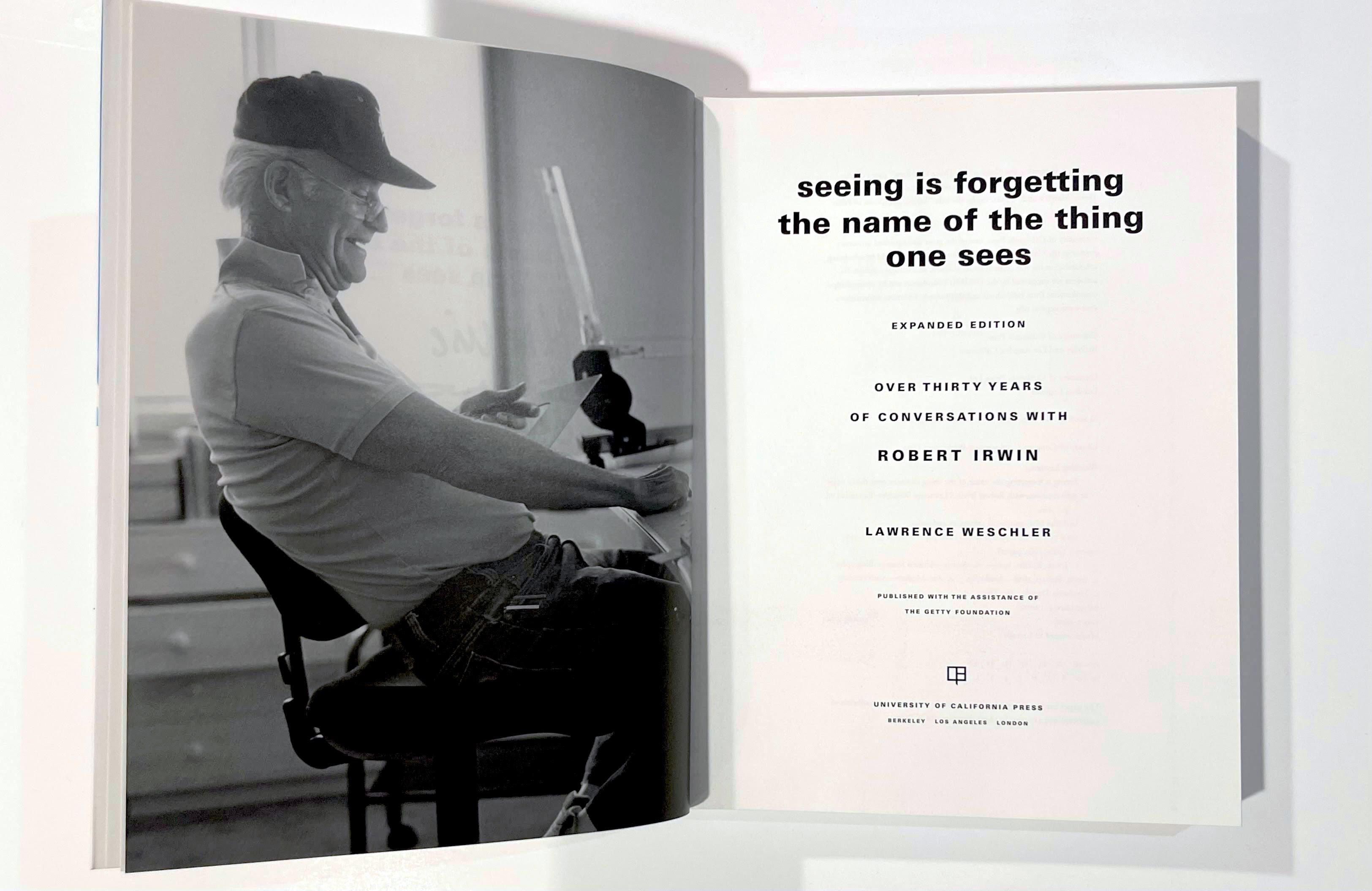 Robert Irwin
Monografia: Vedere è dimenticare il nome della cosa che si vede: Edizione ampliata, 2009
Monografia in softback (firmata a mano e iscritta a Nadine da Robert Irwin)
Boldy firmato e iscritto a Nadine da Robert Irwin
8 × 6 × 1