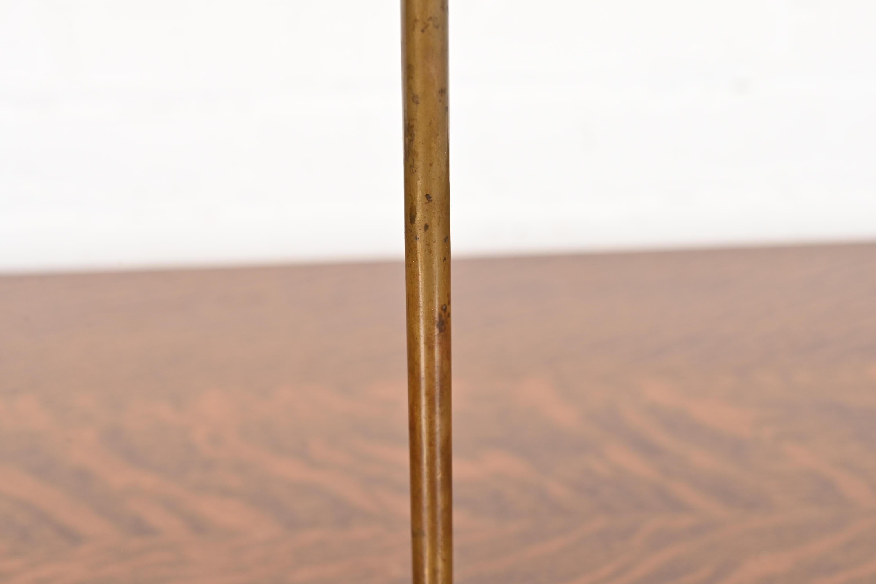 Candelero alto de latón torneado estilo Robert Jarvie antiguo Arts & Crafts Latón en venta