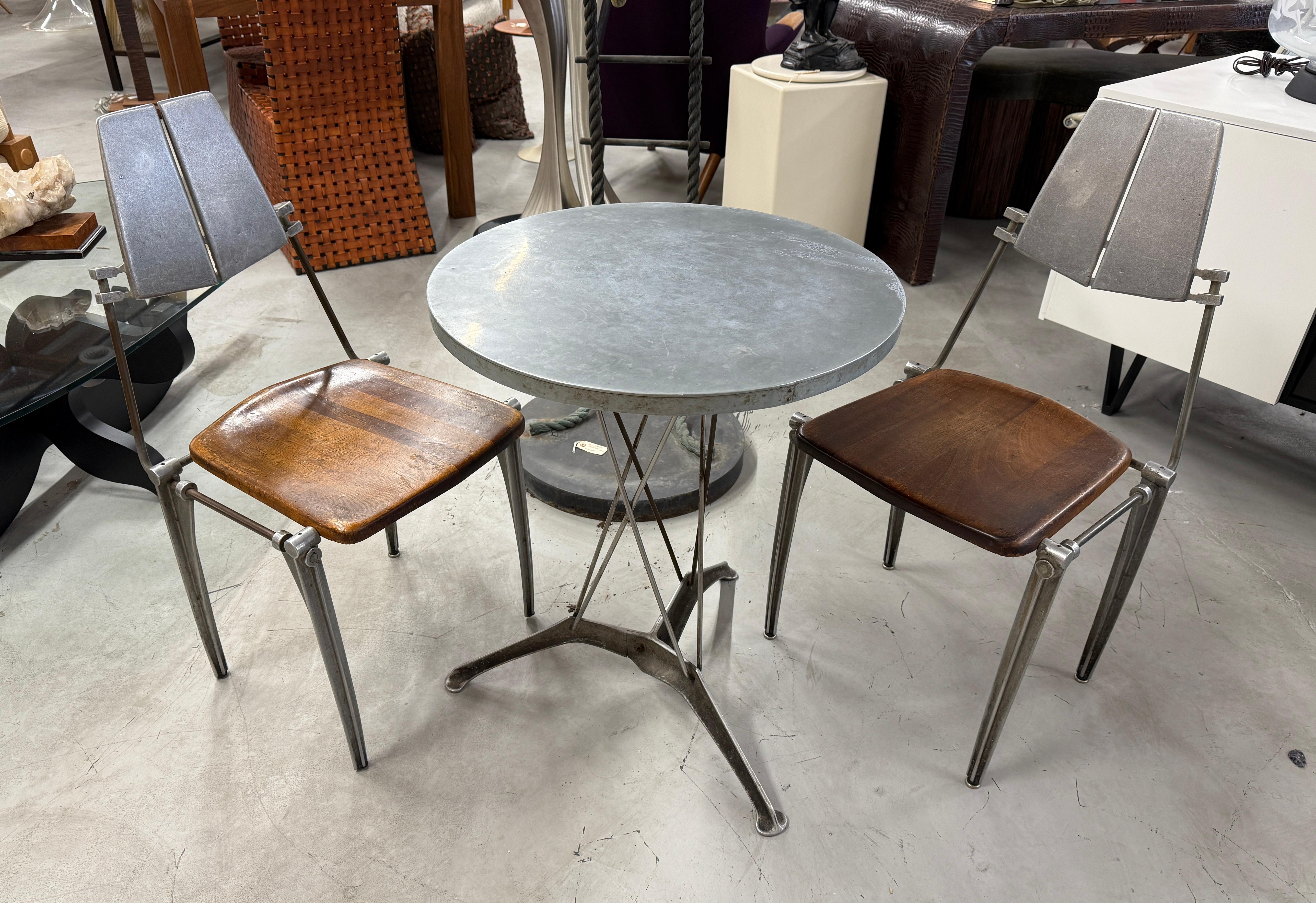Chaise et table en aluminium de Robert Jostens en vente 13
