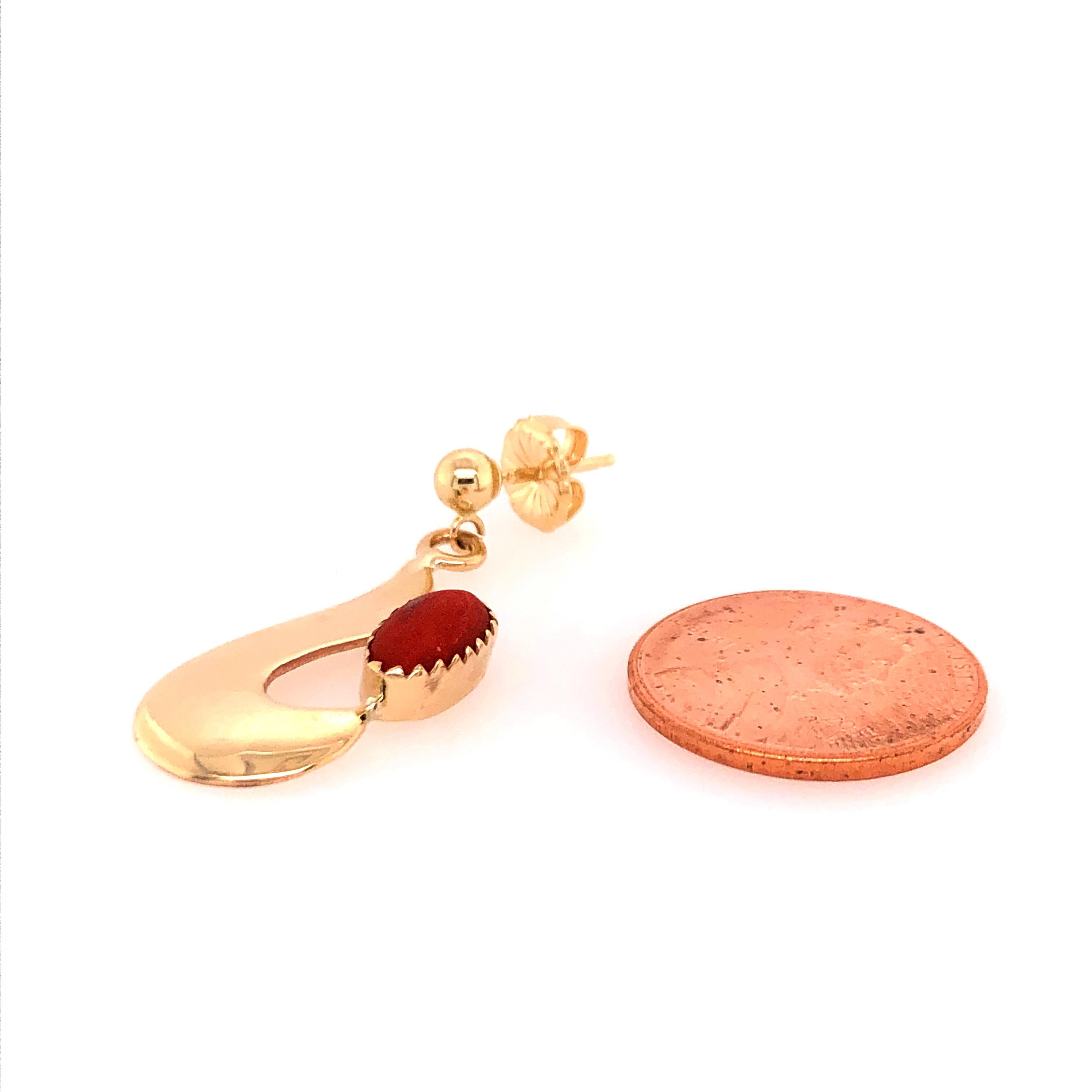 Women's Robert Kelly Yellow Gold Coral Earrings