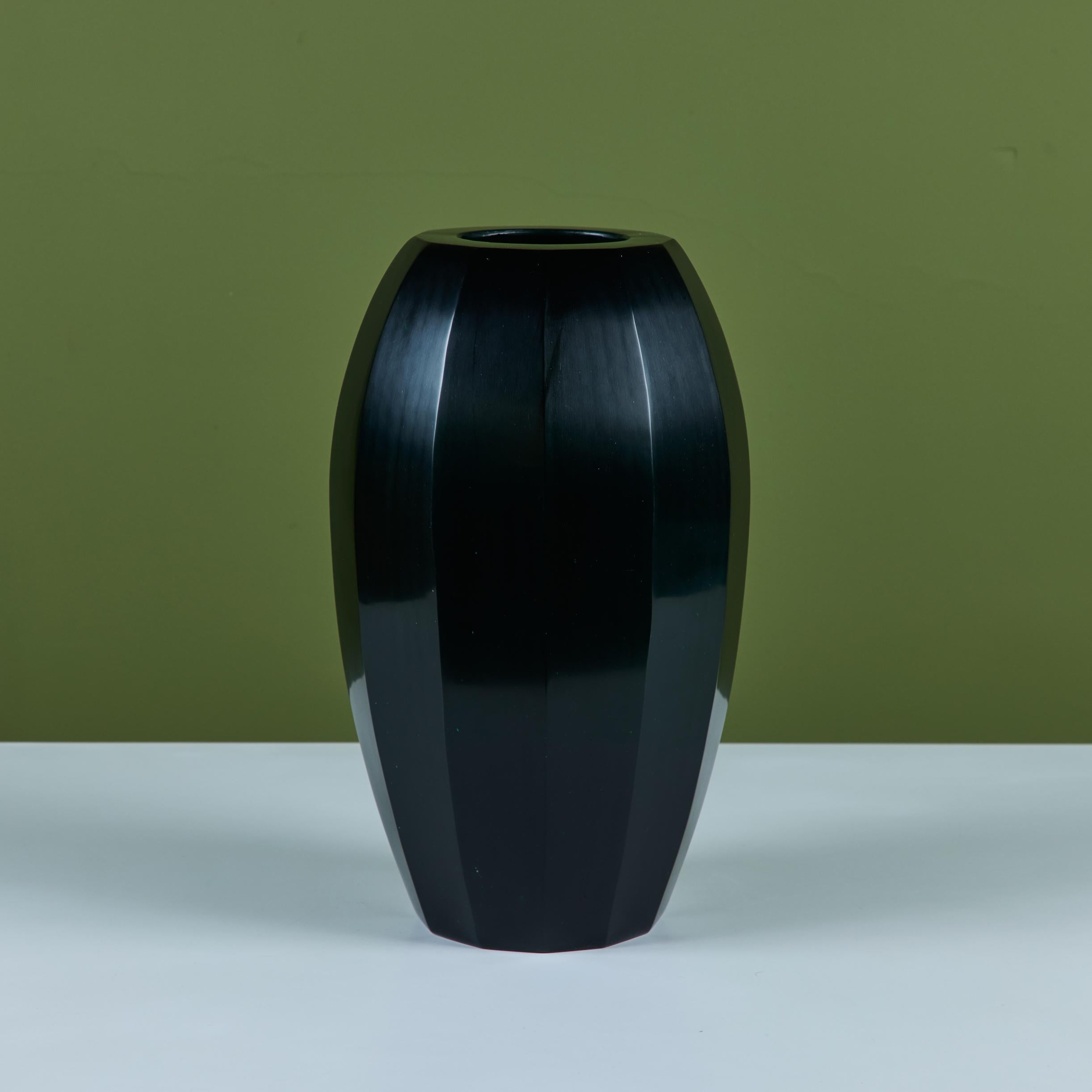 Robert Kuo Dark Green Round Facet Vase In Excellent Condition For Sale In Los Angeles, CA