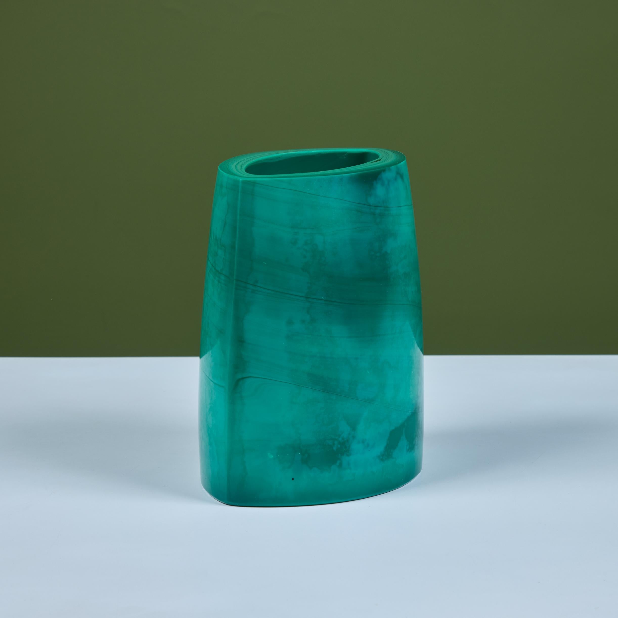 Contemporary Robert Kuo Green Peking Glass Vase